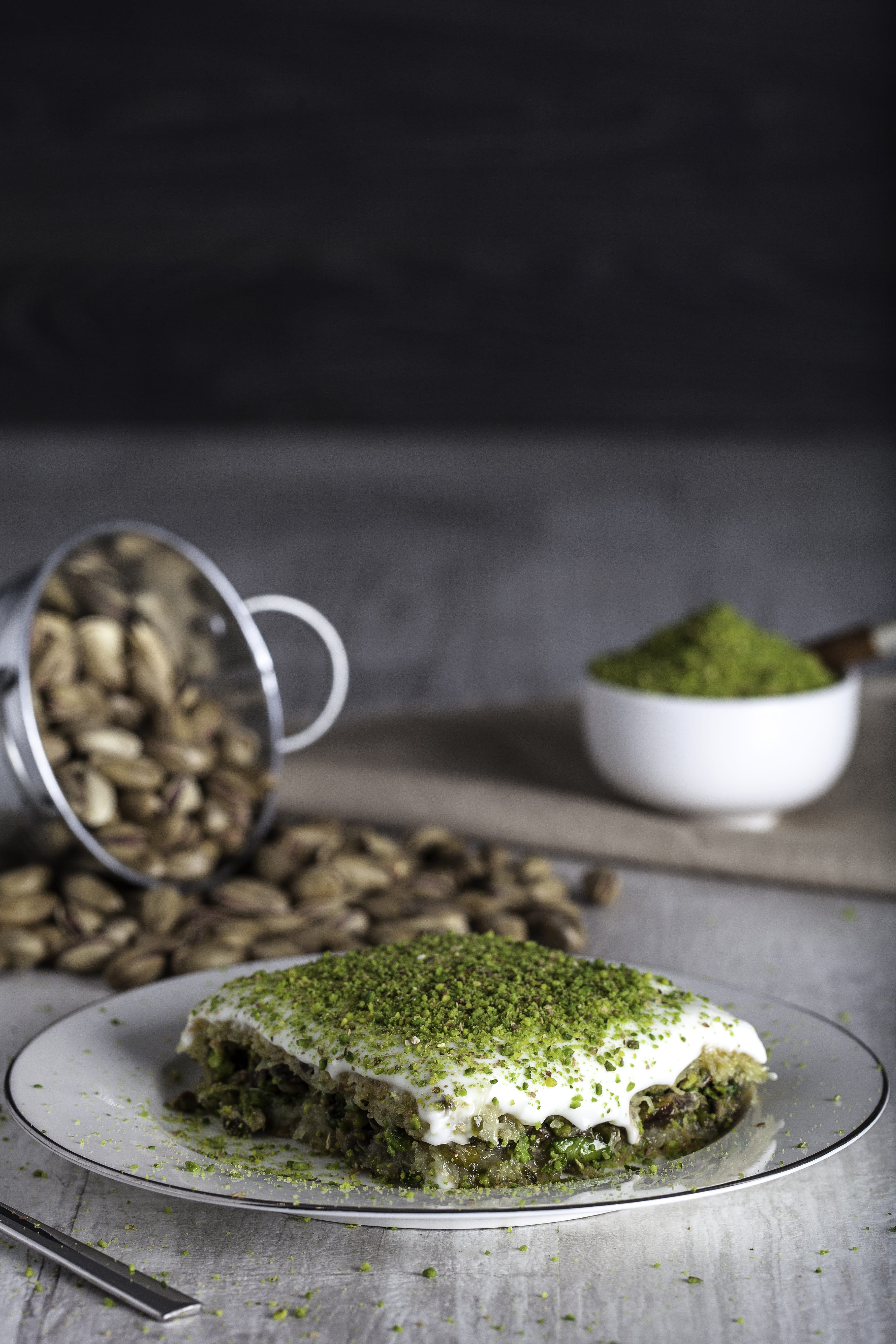 healthy eating, close-up, freshness, dish, green color, cuisine, crockery, herb, still life, table, sweet, kadayif, cooking, plate, whoismalikbeser, cream, Phone HD Wallpaper