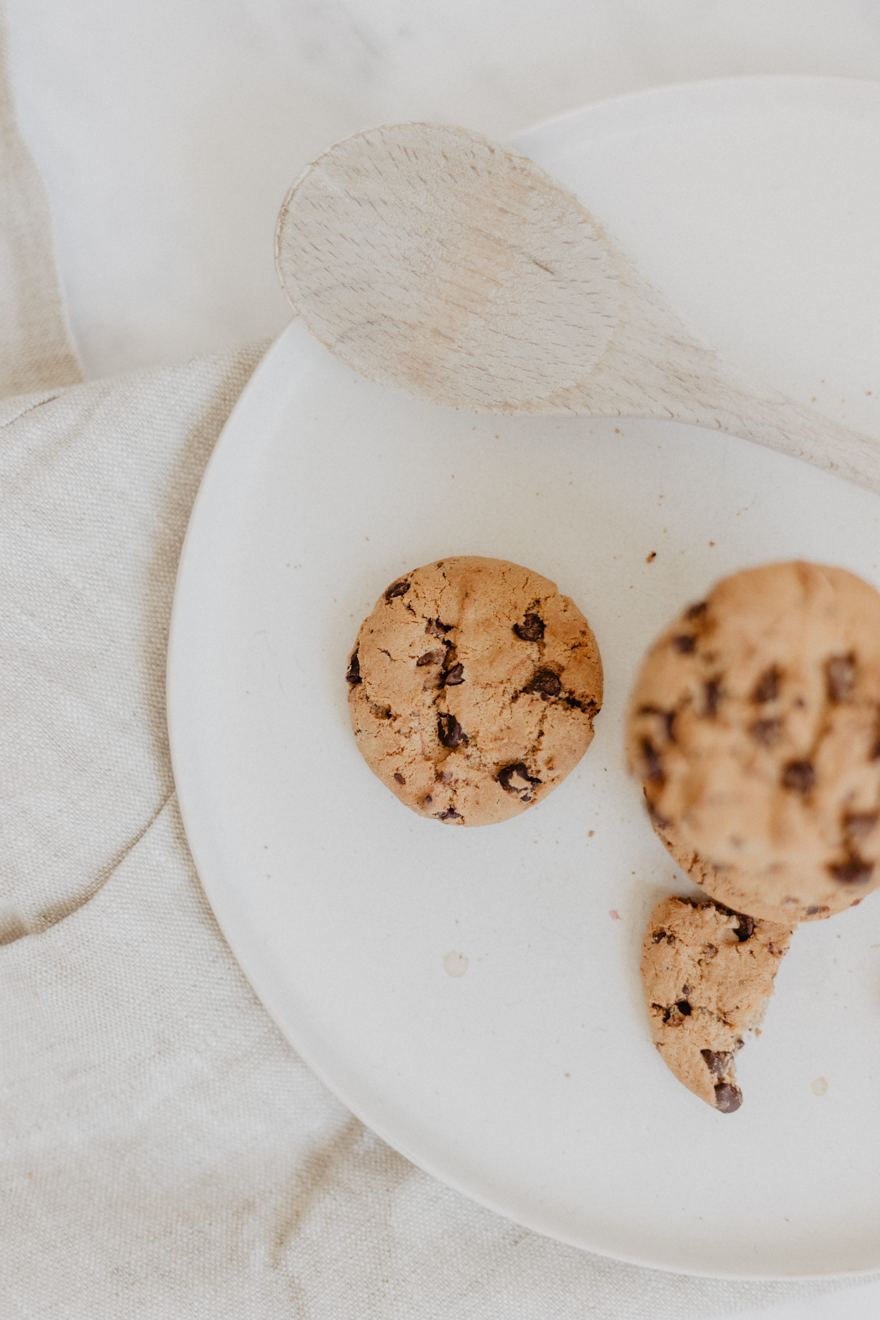 cooking, cream, foodphotography, 5K, seasoning, food, dessert, breakfast, ice cream, plate, still life, creme, no people, sweets, directly above, snack, Phone HD Wallpaper