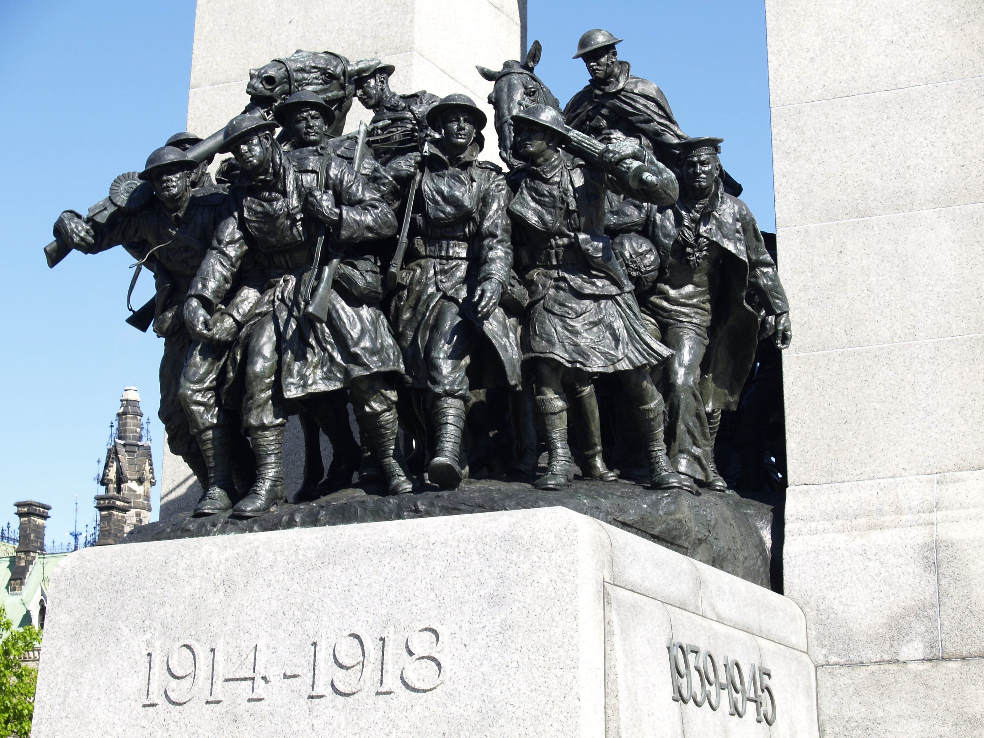 Second, built structure, creativity, worldwar, memorial, day, representation, Monument, human representation, architecture, building exterior, the past, HD Wallpaper