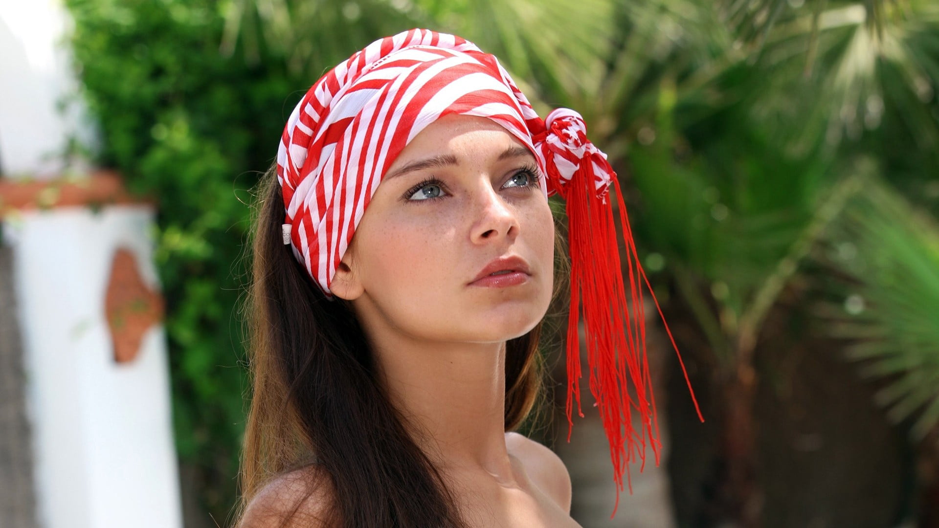 turban, women, white, beautiful woman, 1080P, s, headshot, one person, portrait, Indiana A, hairstyle, young adult, hair, close-up, outdoors, contemplation, HD Wallpaper