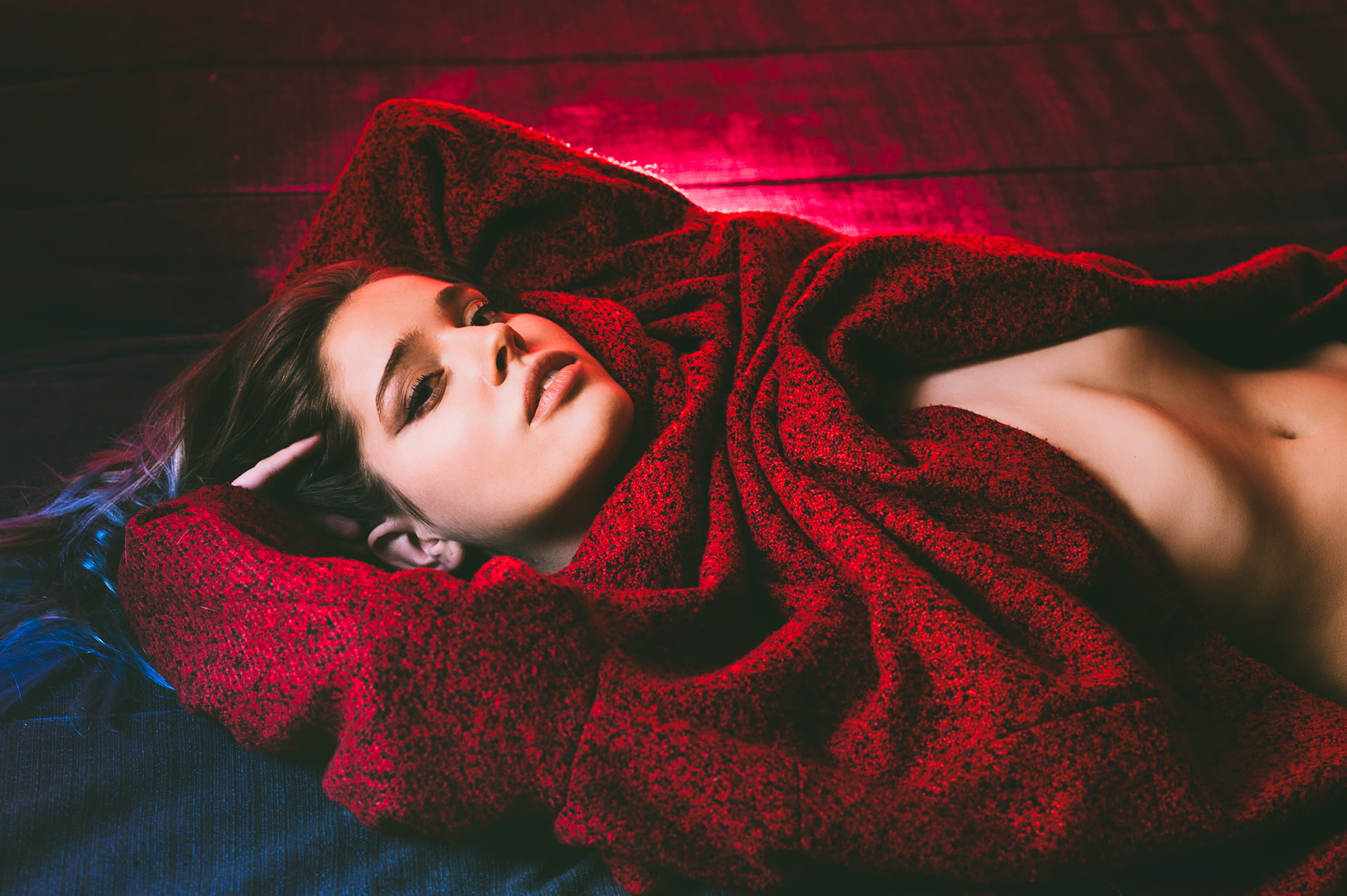 young adult, warm clothing, clothing, contemplation, lying on back, headshot, beautiful woman, indoors, on the floor, sweater, relaxation, lying down, model, HD Wallpaper
