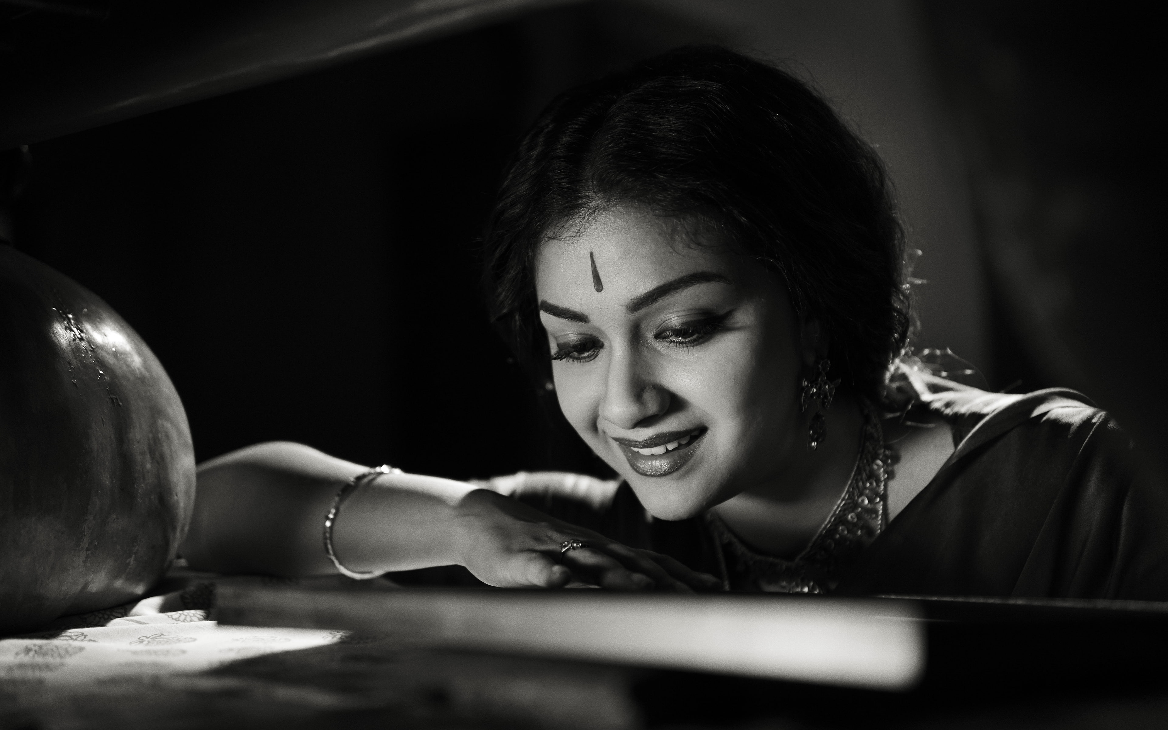 young adult, Keerthy, Savitri, real people, Mahanati, looking, selective focus, one person, table, sitting, portrait, lifestyles, emotion, smiling, women, HD Wallpaper
