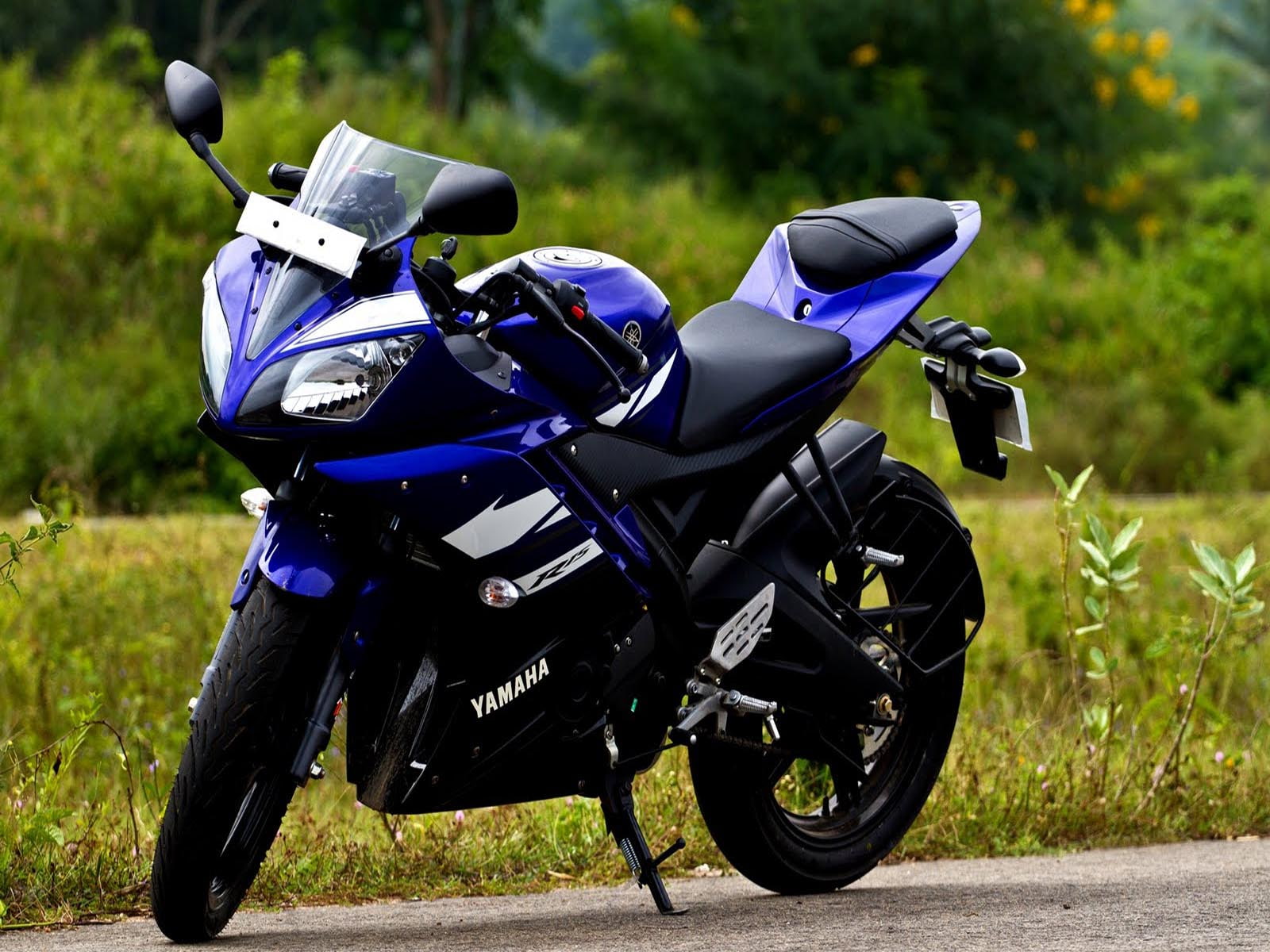 720P, r15, motorsport, yamaha R15, yamaha, HD Wallpaper