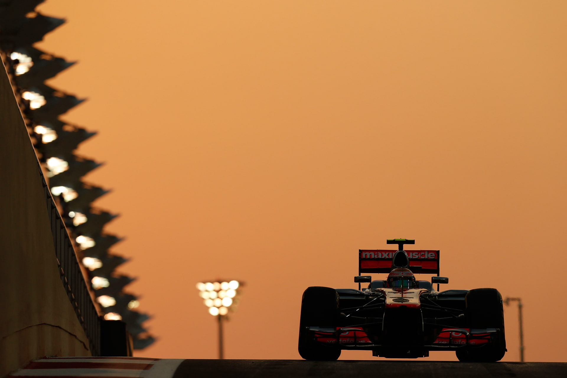 Formula 1, Lewis Hamilton, The Grand Prix of Abu Dhabi, Abu Dhabi, Yas Marina, UAE, 1080P, HD Wallpaper