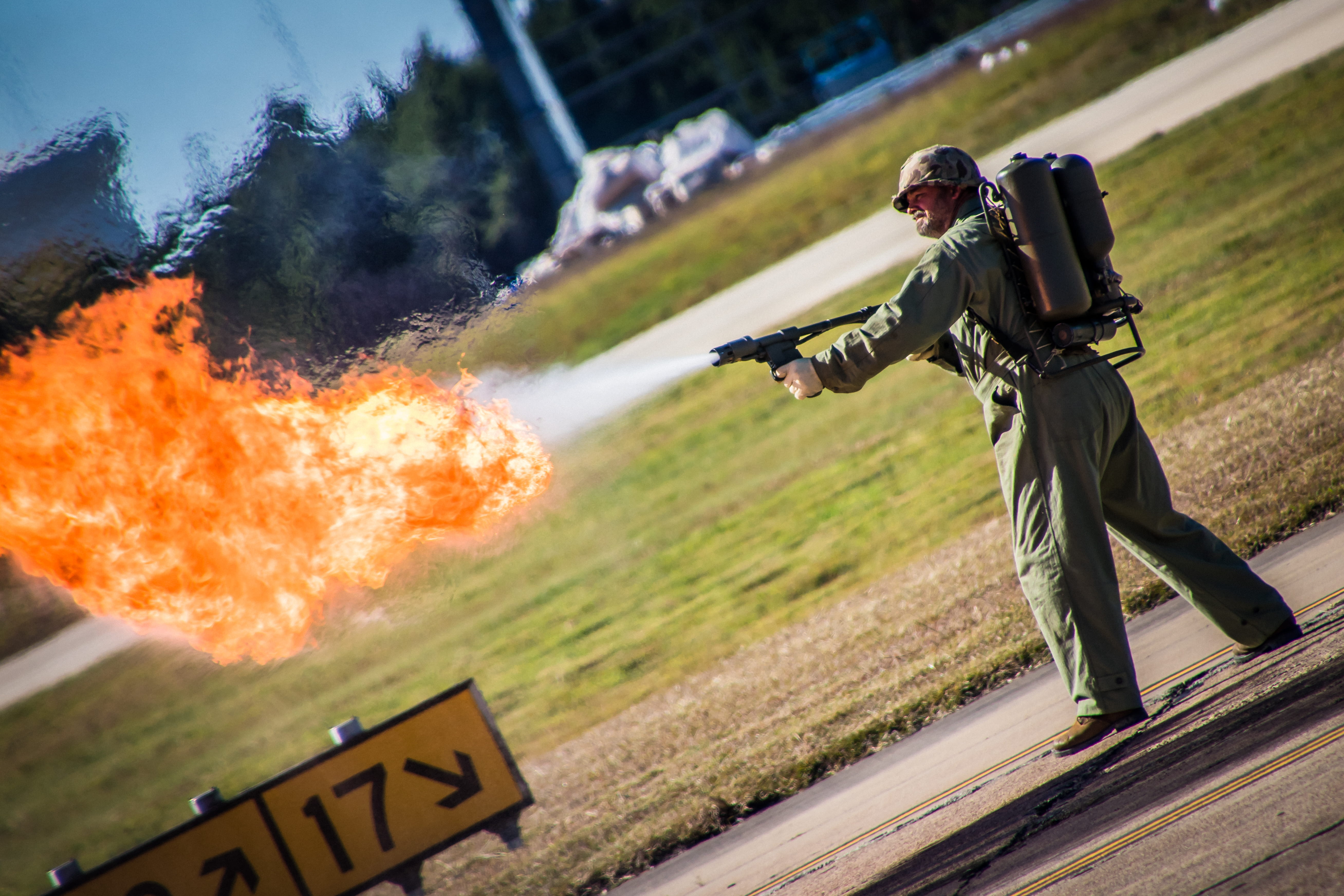 5K, aggression, adult, flame thrower, communication, government, holding, fire - natural phenomenon, green, military uniform, flames, nature, war, armored, HD Wallpaper