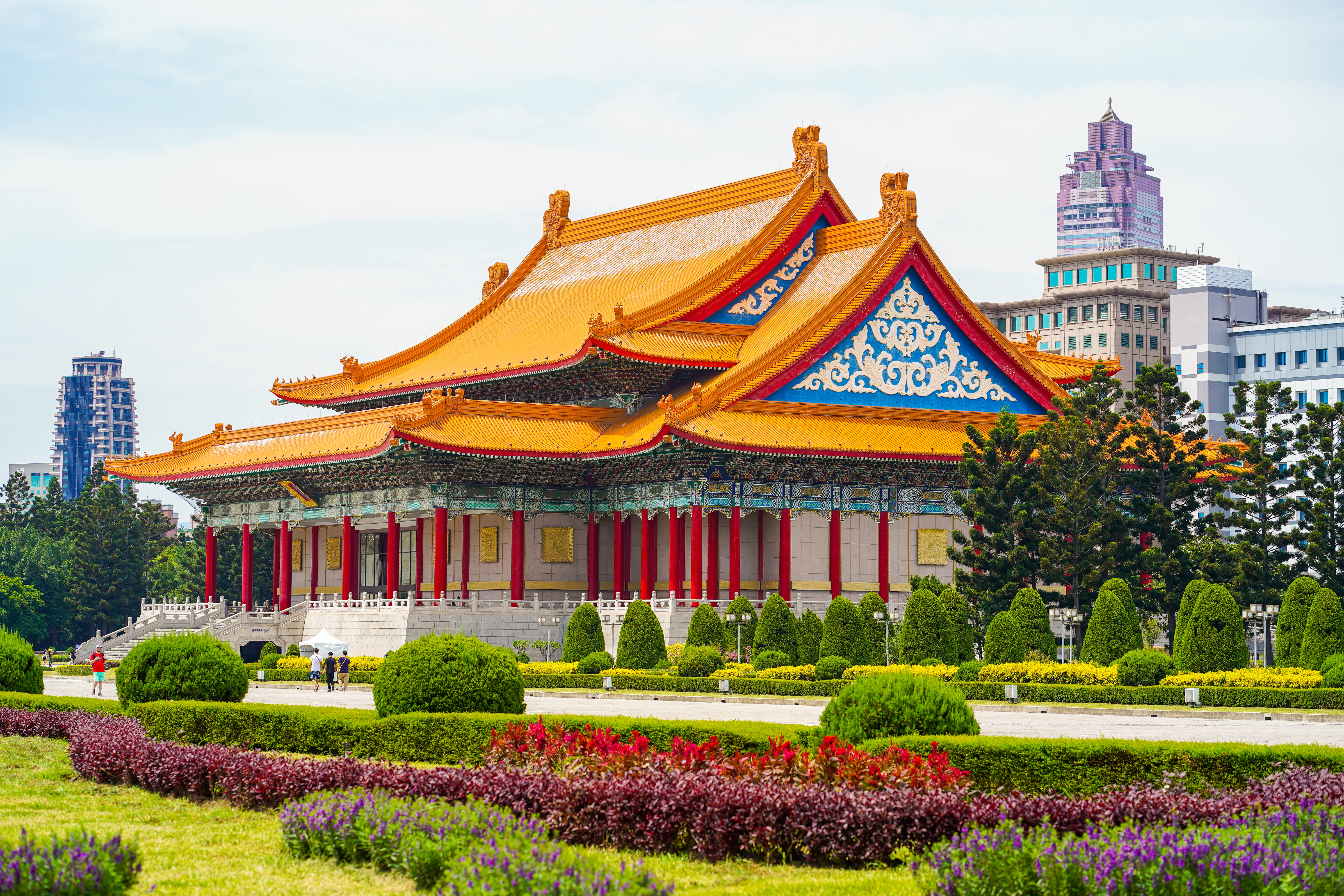 national theater and concert hall, hedge, flower, travel destinations, outdoors, 5K, architecture, flowerbed, plant, chiang kai-shek memorial hall, multi colored, HD Wallpaper
