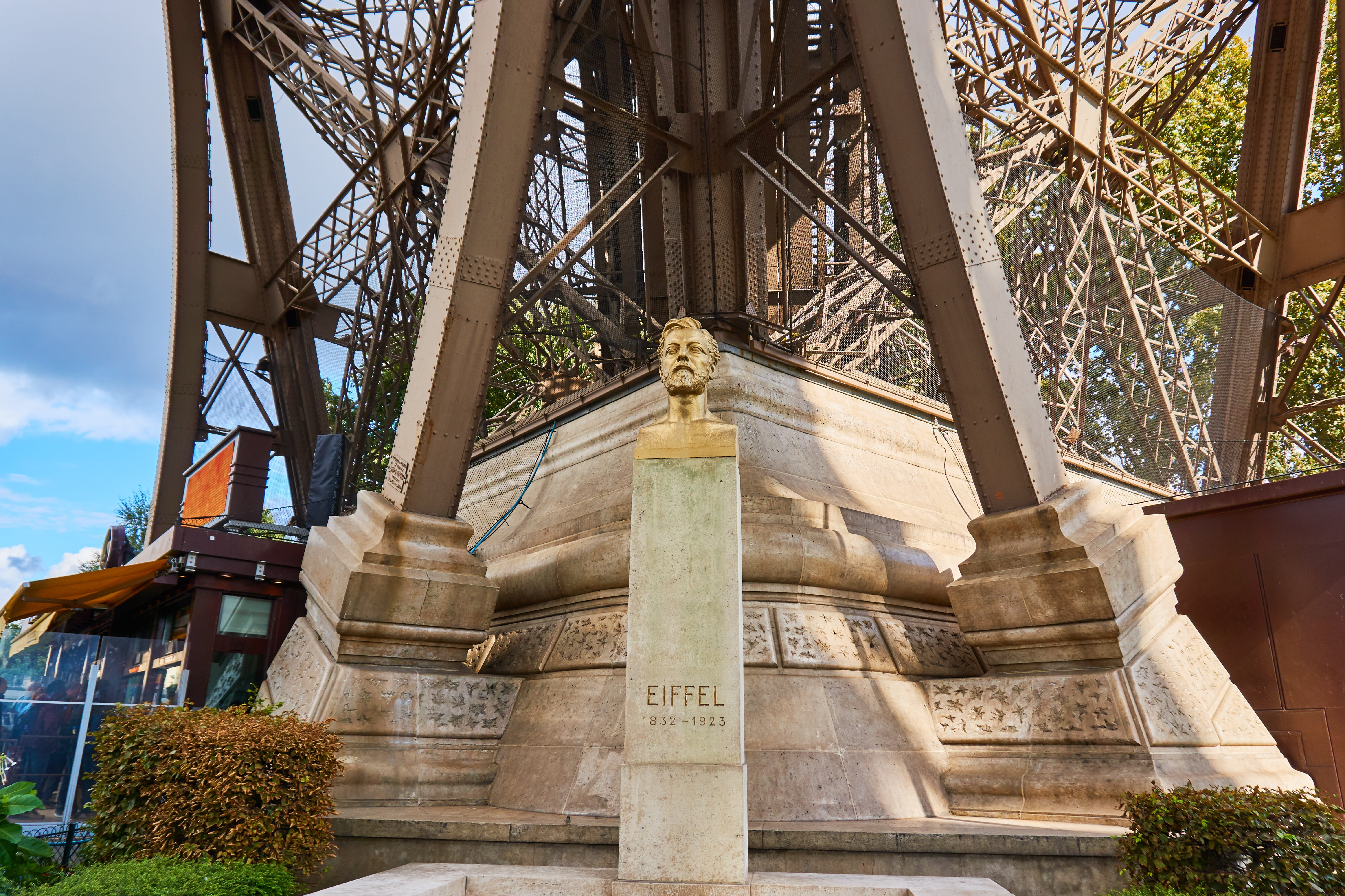 building, landmark, worlds fair, sky, eiffel tower, city, built structure, steel, eiffel, day, the past, building exterior, outdoors, 5K, tree, tourism, HD Wallpaper