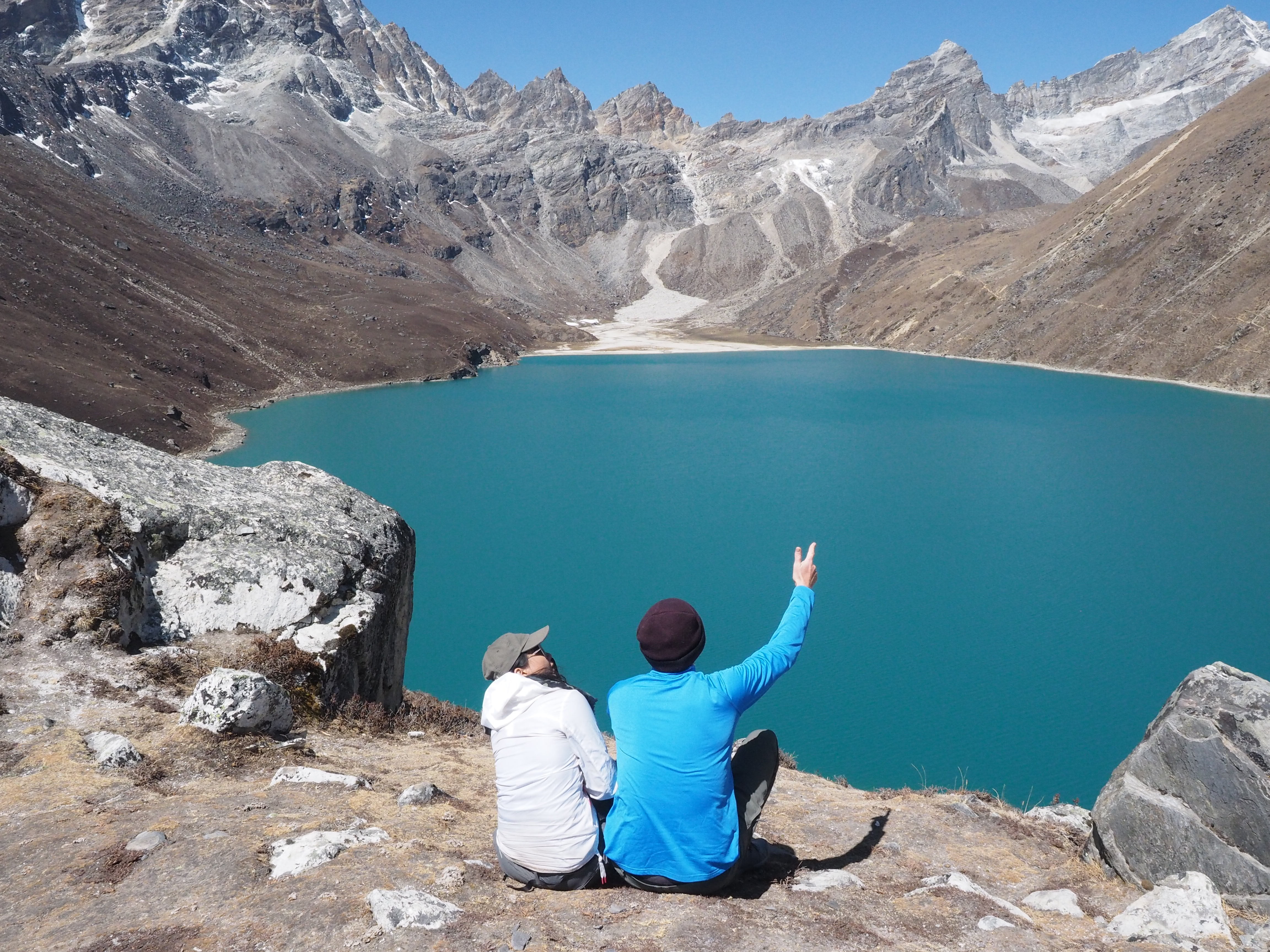 nepal, day, trek, rock, looking at view, front, environment, khumbu, mountain range, nature, couple looking at the lake, males, mountain, leisure activity, HD Wallpaper