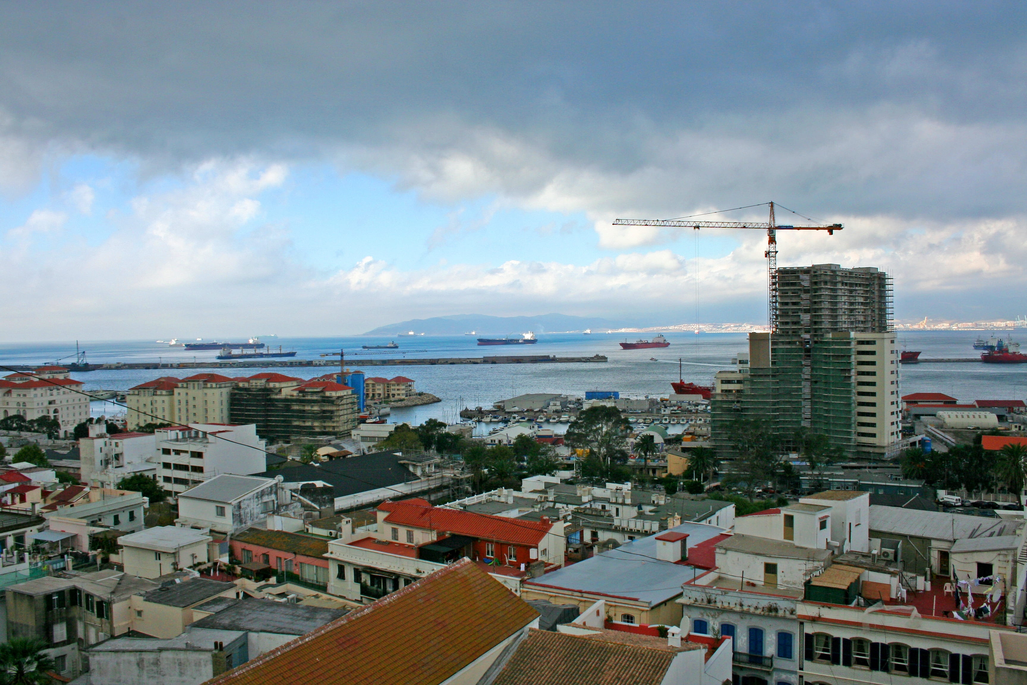 outdoors, cityscape, office building exterior, sea, 2K, residential district, architecture, building, gibraltar, building exterior, city, water, dockyard, HD Wallpaper