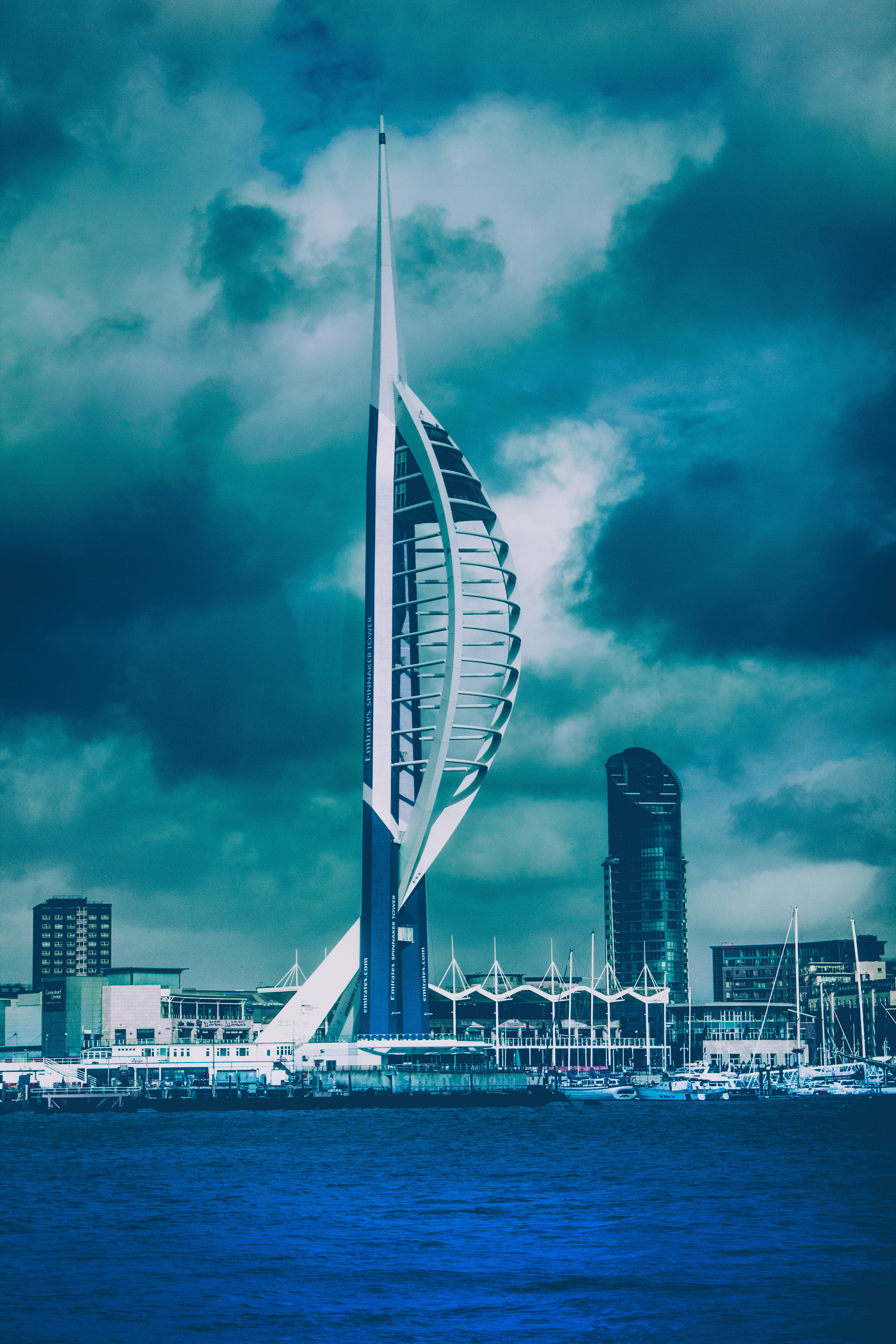 ferris wheel, nature, waterfront, building, cloud - sky, travel, outdoors, ominous, portsmouth, sea, building exterior, architecture, office building exterior, Phone HD Wallpaper