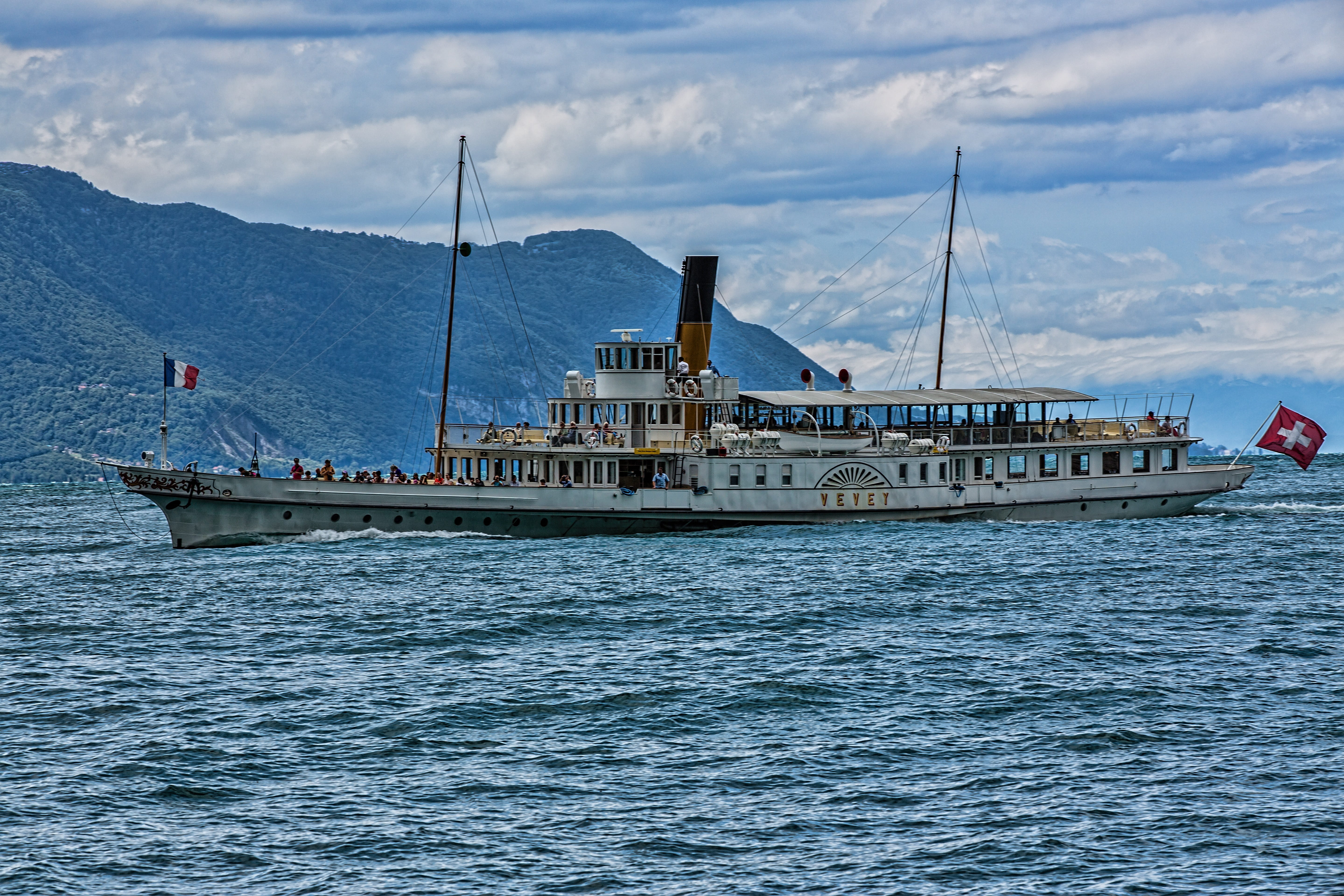 Paddle Steamer, architecture, patriotism, ferry, sky, nautical Vessel, travel, beautiful steam ship, sidewheelers, no people, clouds, lake, mode of transportation, HD Wallpaper