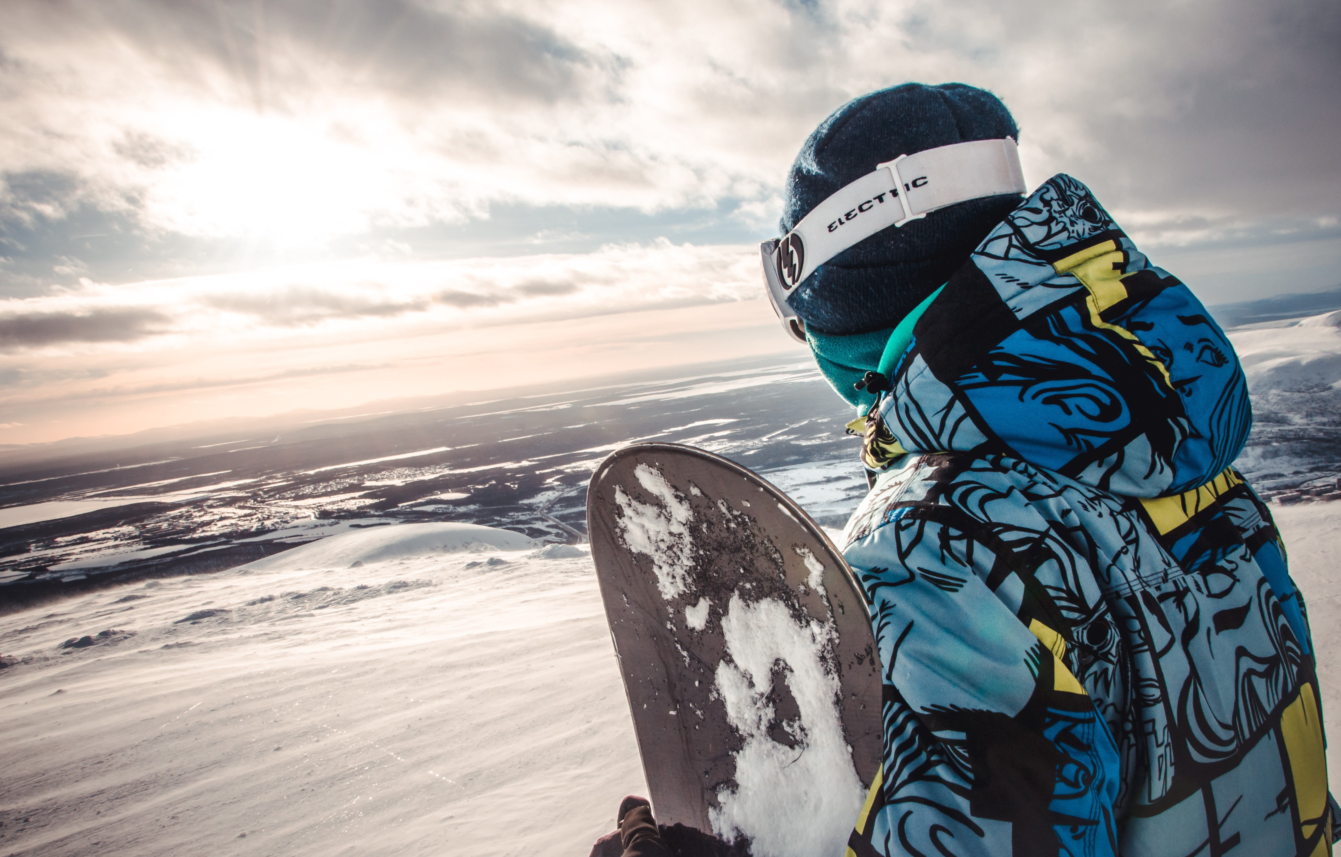 sea, leisure activity, land, sport, water, clothing, helmet, cloud - sky, snowboards, beauty in nature, outdoors, sky, cold temperature, warm clothing, HD Wallpaper
