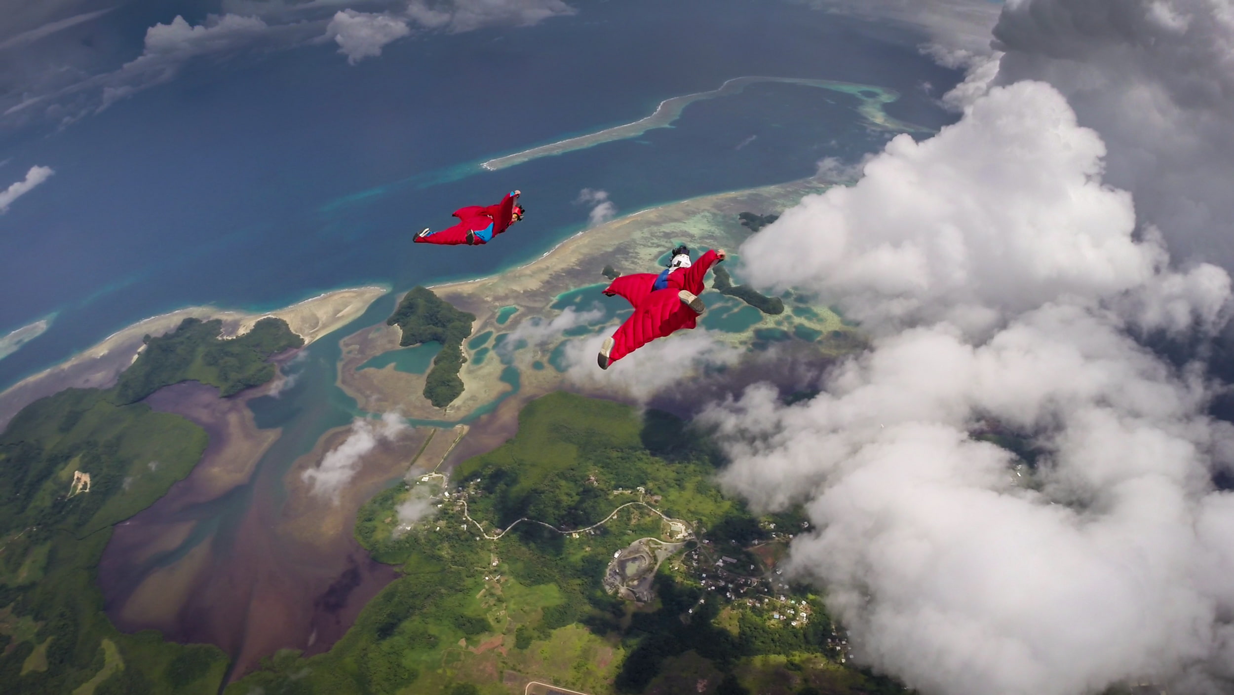 island, sea, extreme sports, camera, parachute, helmet, pilots, wingsuit, clouds, shadows, container, 1080P, formation, HD Wallpaper