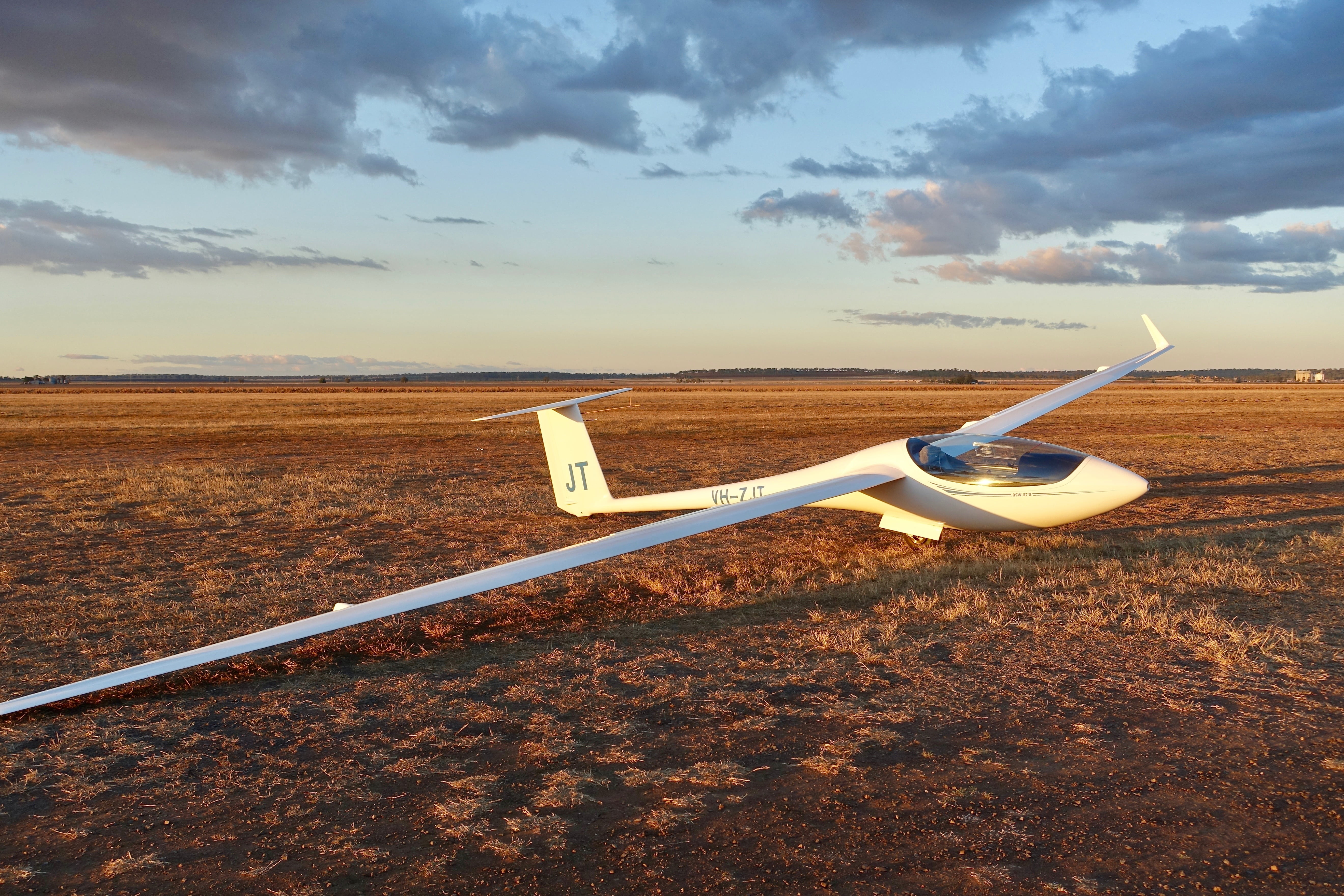 sky, glider, land, sailplane, beauty in nature, day, sea, sport, outdoors, horizon, aviation, nature, wings, mode of transportation, sand, beach, transportation, HD Wallpaper