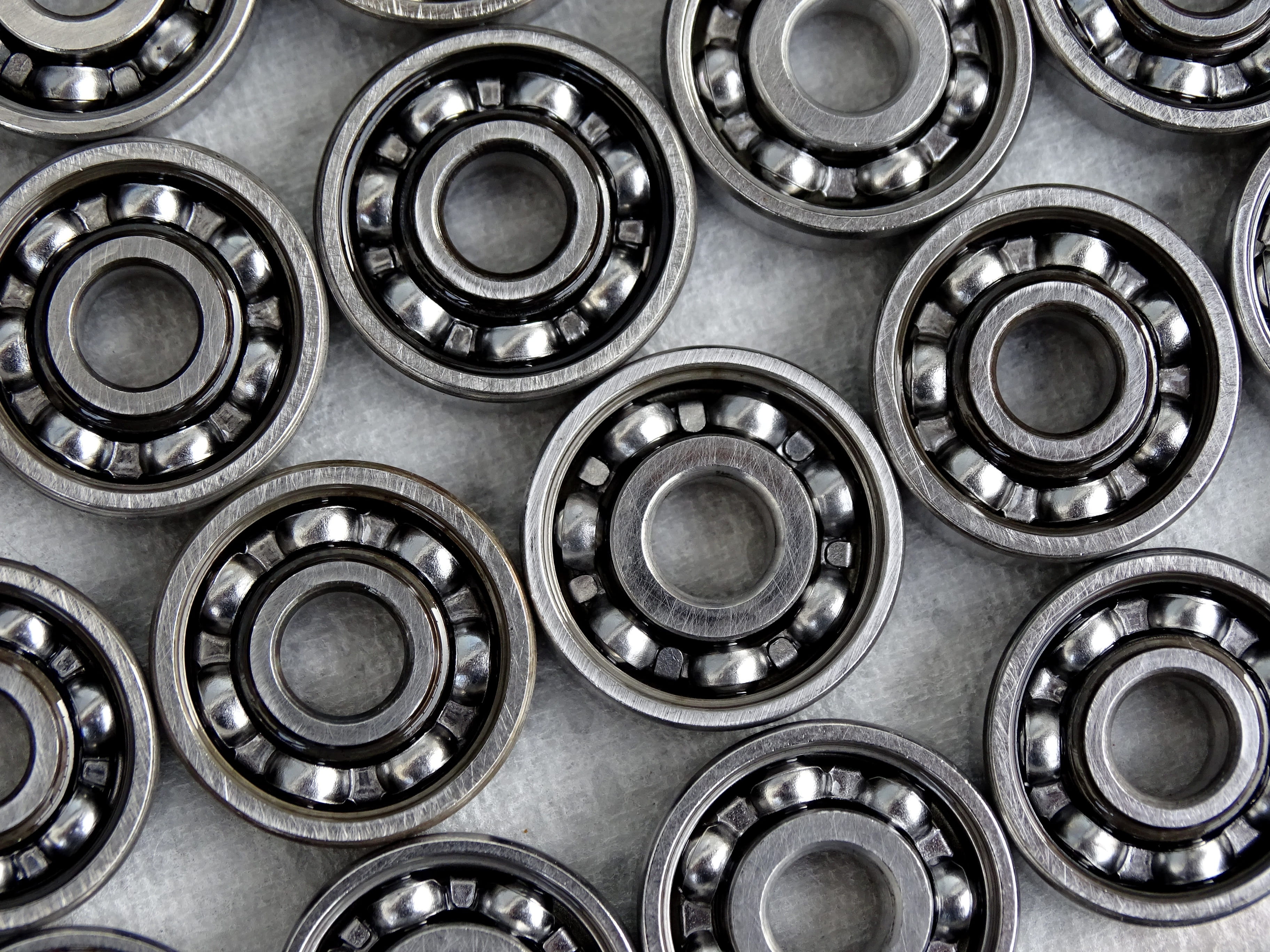 several, still life, wheels, about, geometric shape, equipment, 2K, shape, machinery, technology, science, role, man made, oiled, close-up, circle, man made object, HD Wallpaper