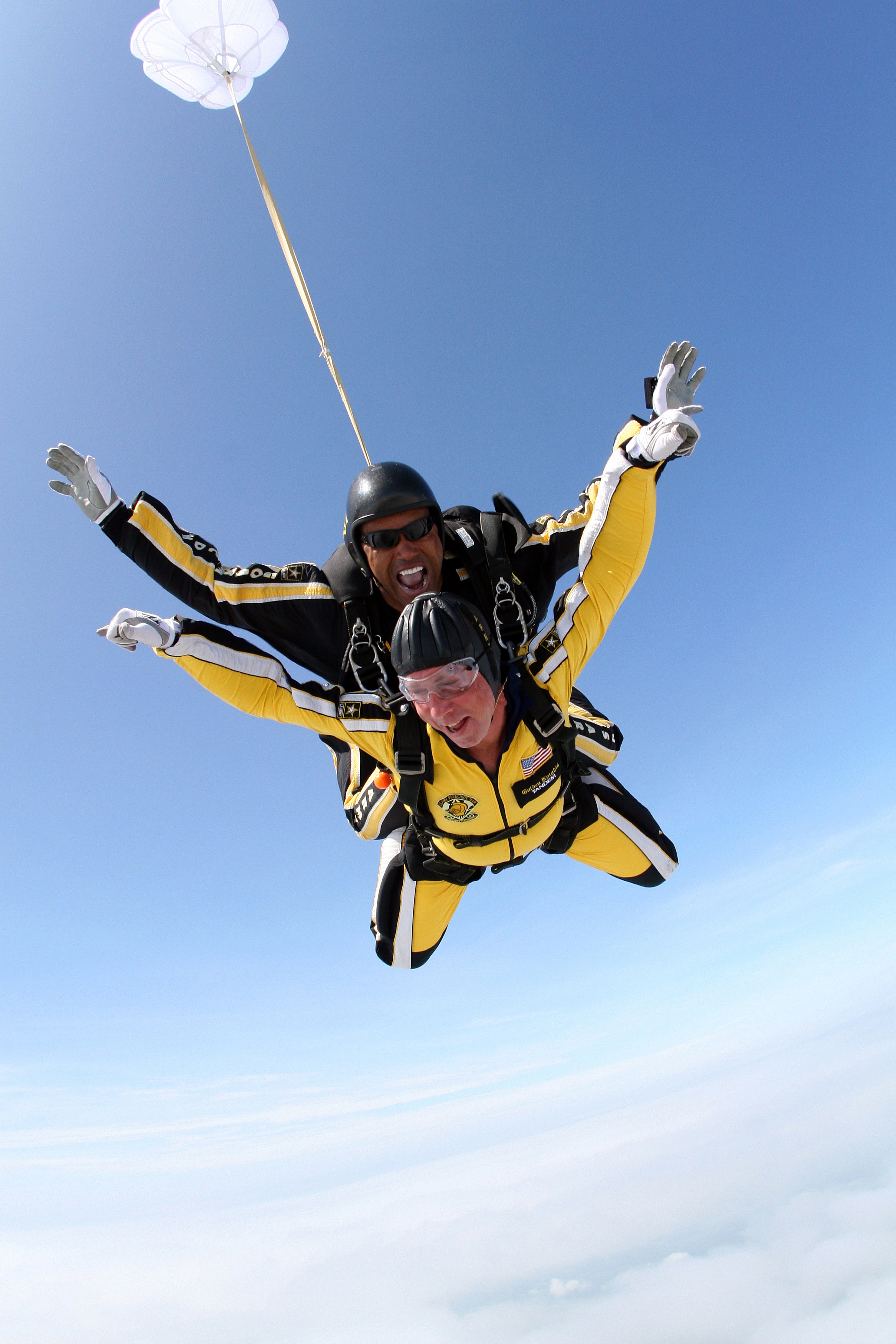 dom, human arm, mid-air, jumping, woman, teamwork, golden, one person, day, wearing, joy, parachute, 2K, adventure, skydivers, emotion, motion, freedom, Phone HD Wallpaper