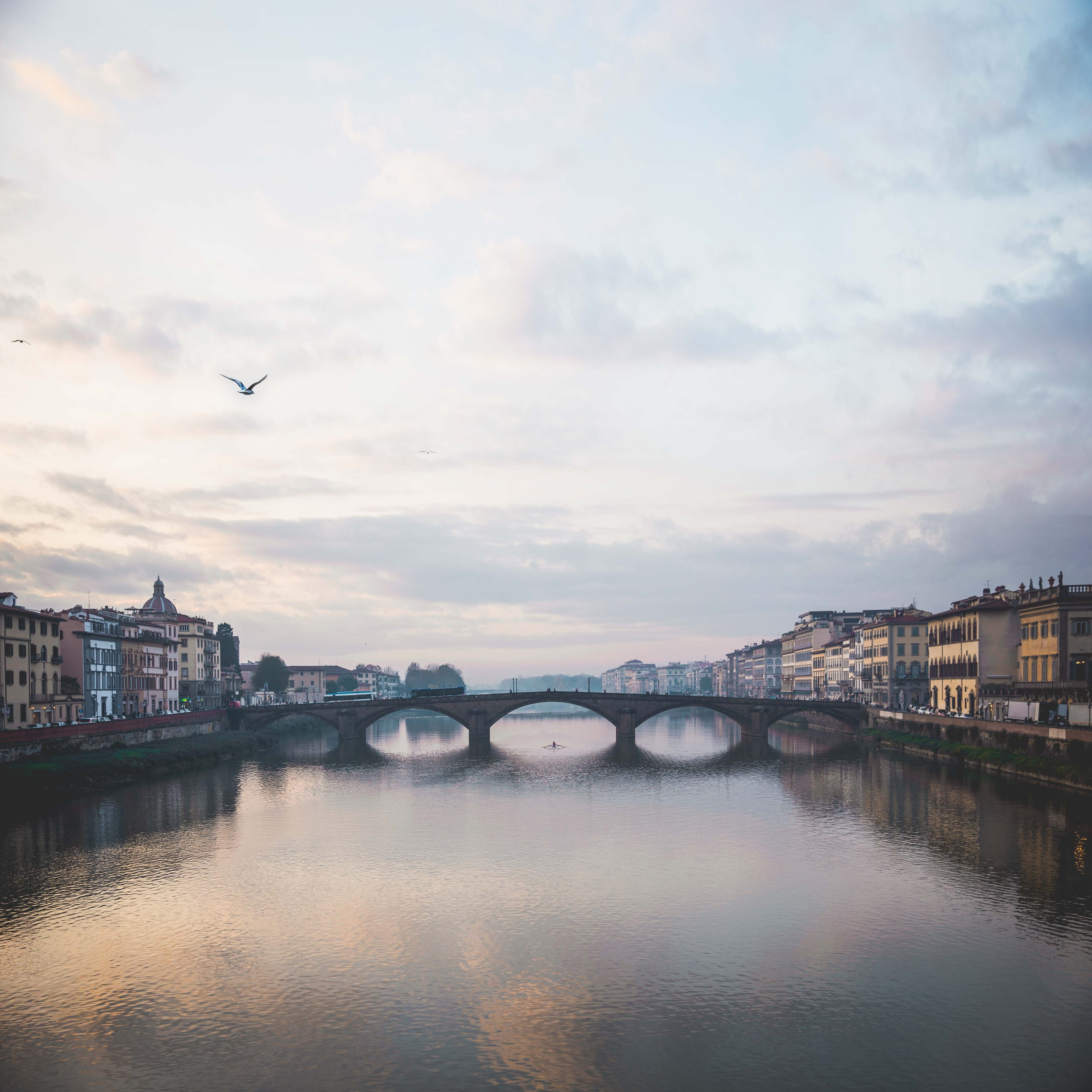 landmark, building exterior, city, reflection, bridge - man made structure, Sky, Bridge, tuscany, Italy, Old, urban, Landscape, waterfront, renaissance, Phone HD Wallpaper