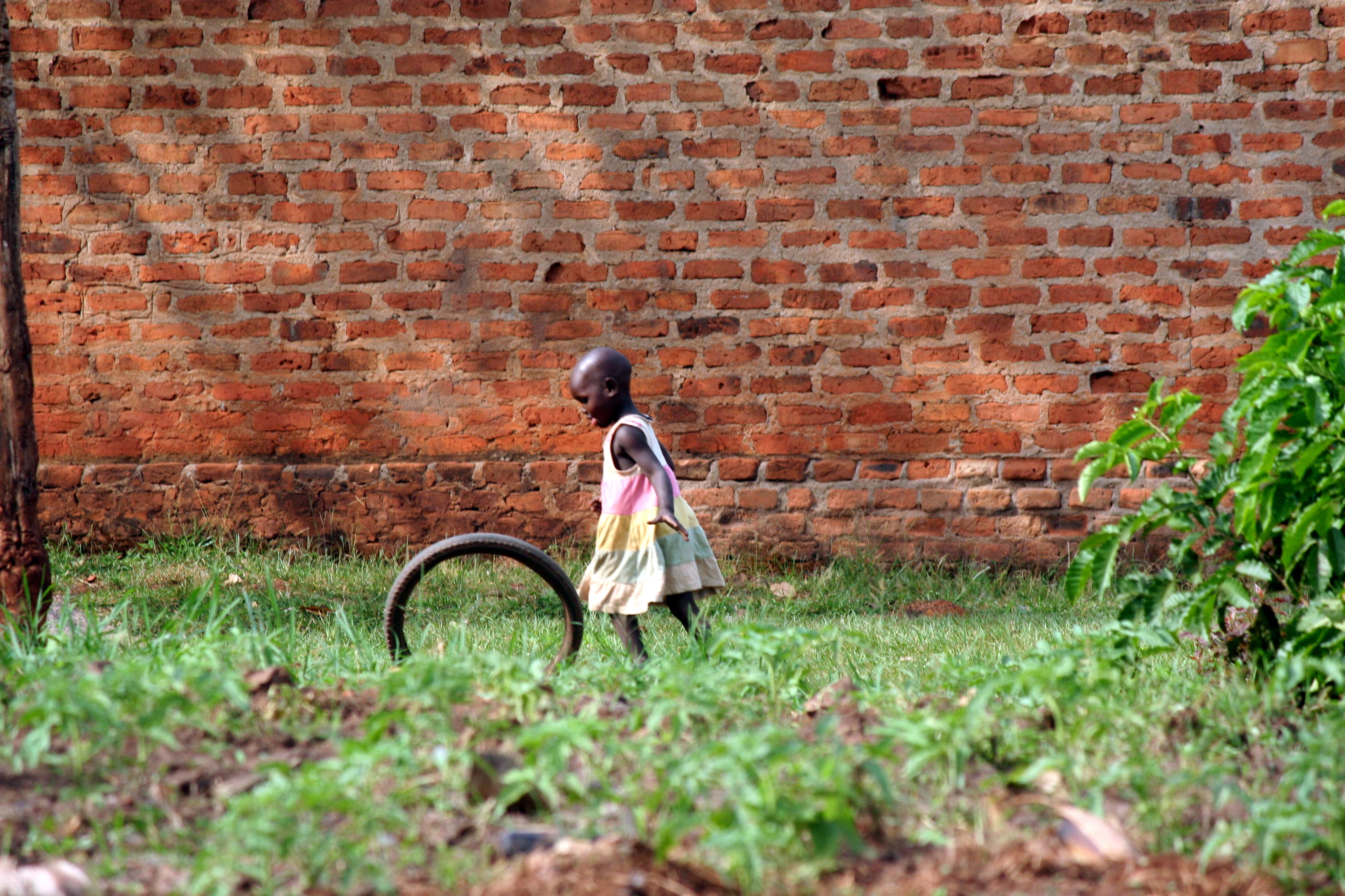 child, day, kid, tire, bike, architecture, dirty, lifestyles, wall, color Image, boys, girls, brick, growth, nature, people, childhood, built structure, HD Wallpaper