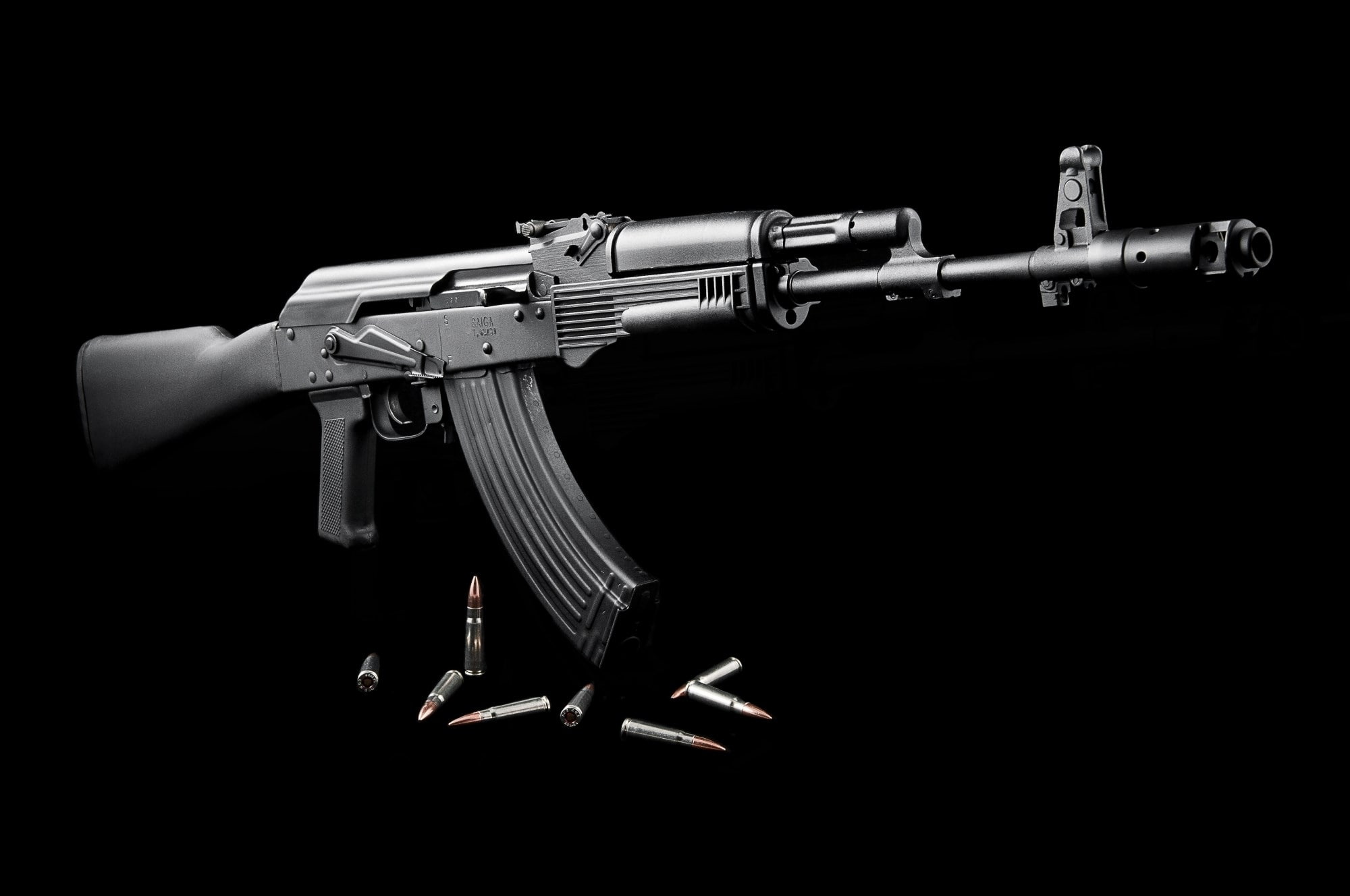 studio shot, machinery, handgun, black background, single object, 1080P, machine gun, weapon, metal, communication, protection, still life, no people, HD Wallpaper
