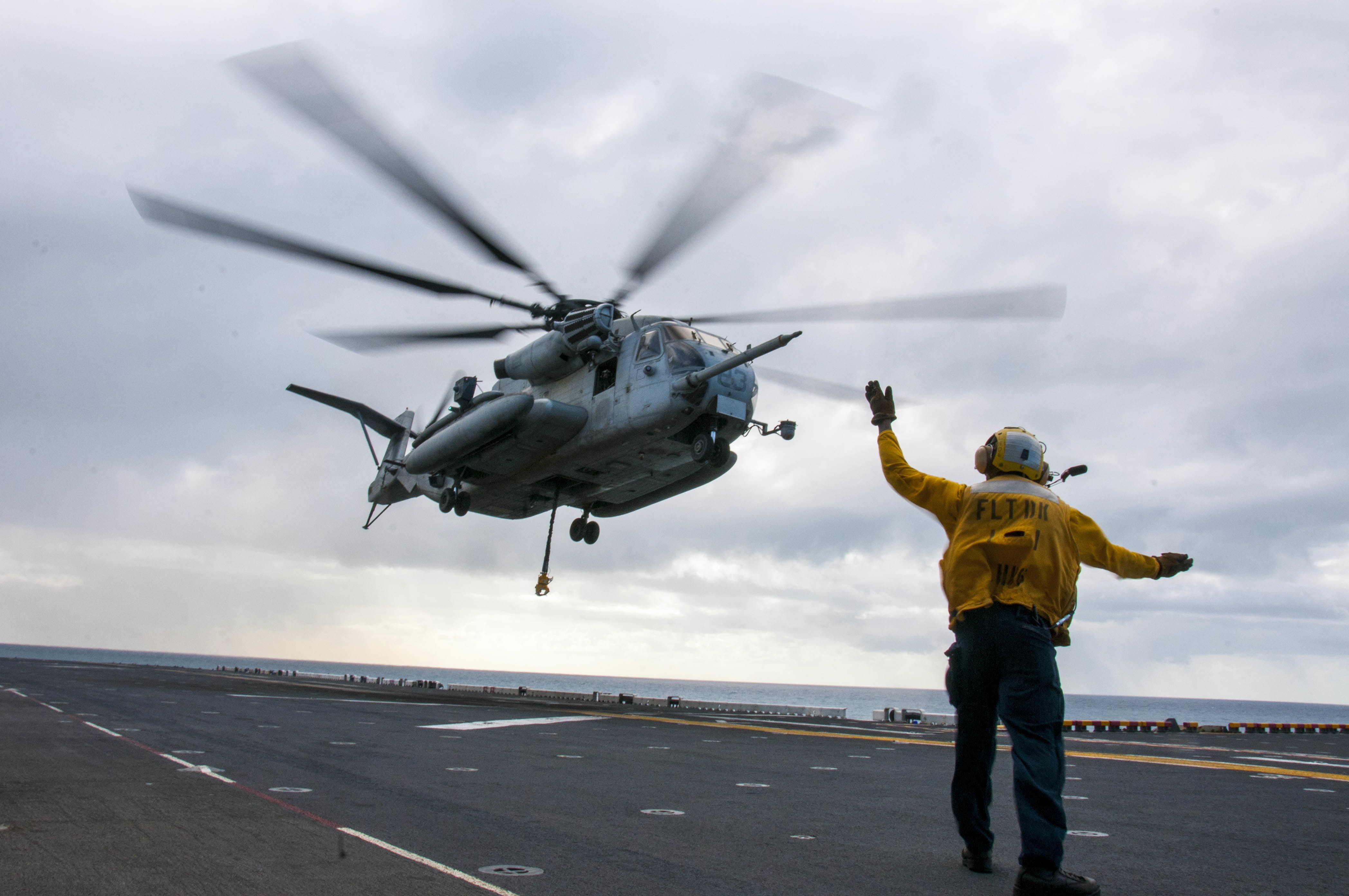 navy, outdoors, air force, 4K, cockpit, super, day, helicopter, Ch-53E Super Stallion, army, takeoff, Usn, airport, marines, usmc, air vehicle, adults only, HD Wallpaper