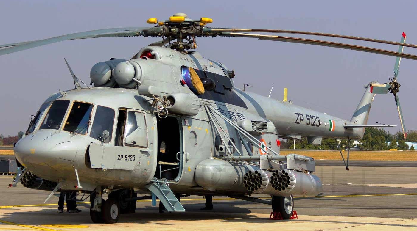 stationary, airplane, navy, military, flying, nature, incidental people, outdoors, air force, 720P, airport, airport runway, people, Mil Mi-17, Indian Air Force, HD Wallpaper