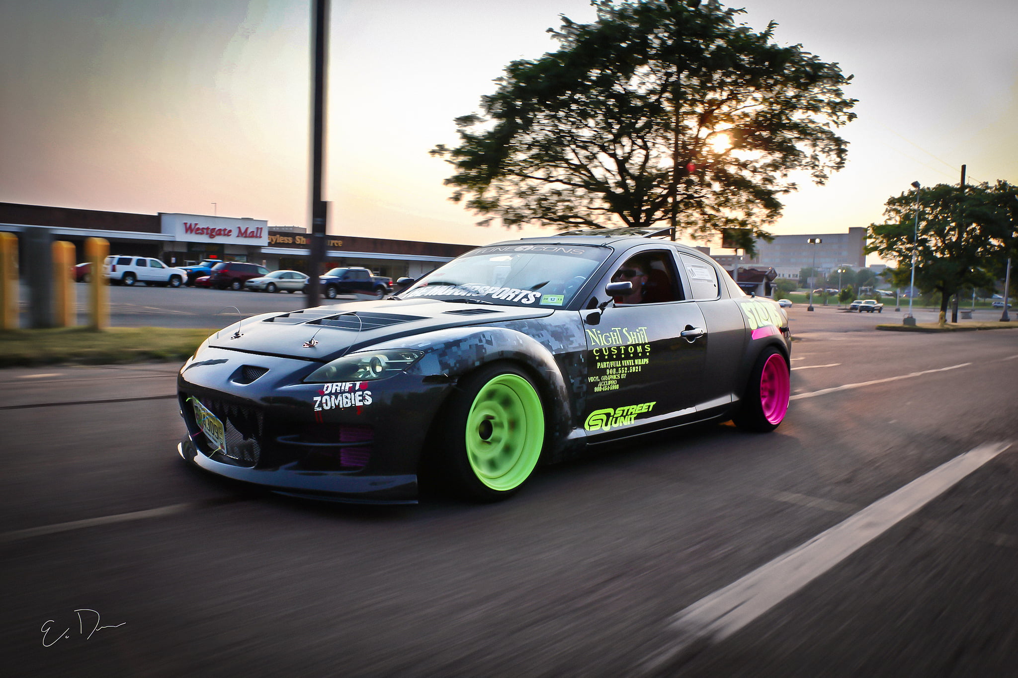 Mazda, day, luxury, piano Tuner, on the move, road, championship, driving, motor Racing Track, engine, speed, outdoors, shiny, travel, motorsport, sports Venue, HD Wallpaper