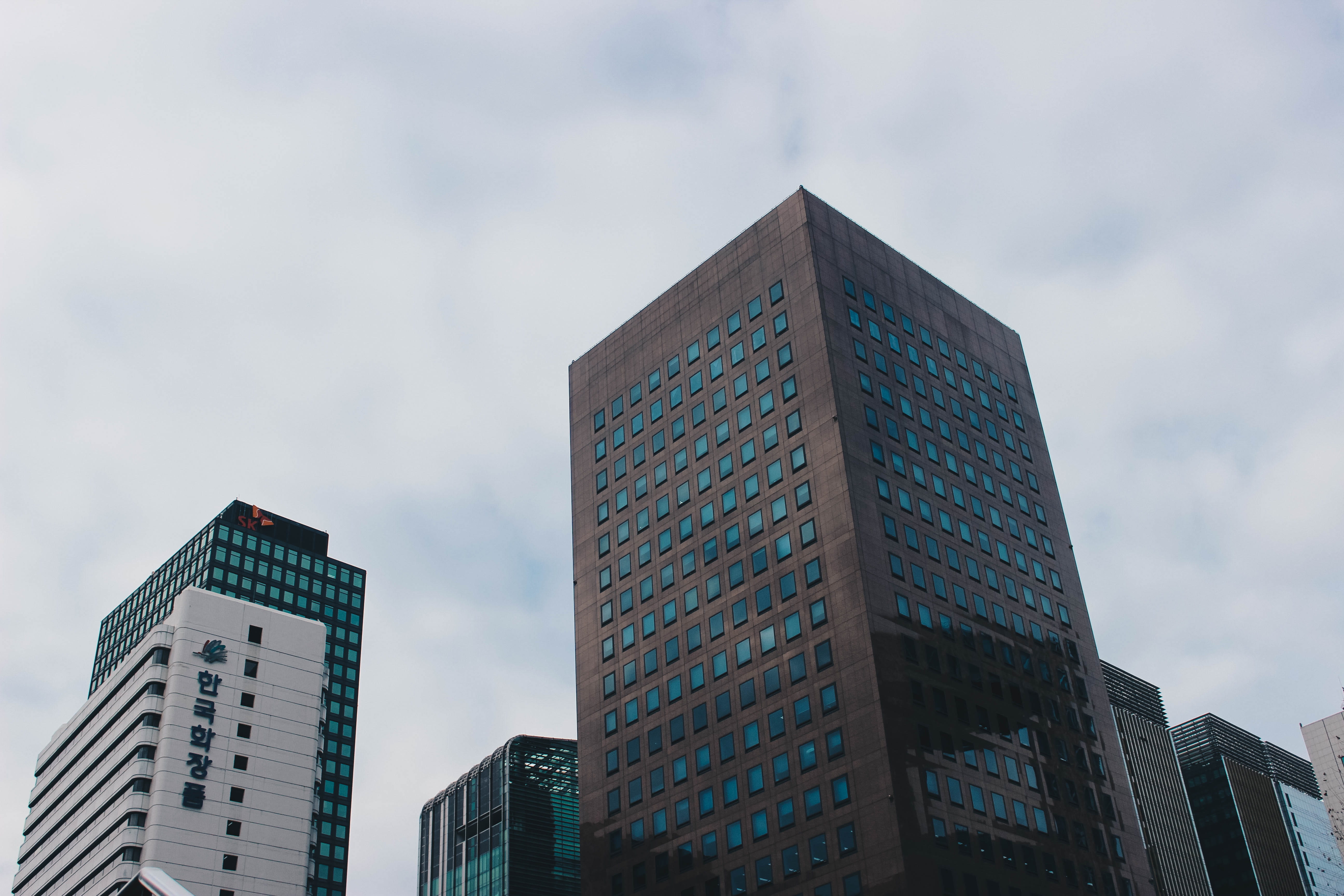 office building exterior, no people, tall - high, minimalist, skyline, day, lockdown, low angle view, outdoors, skyscraper, sky, office, scary, 5K, glass - material, HD Wallpaper