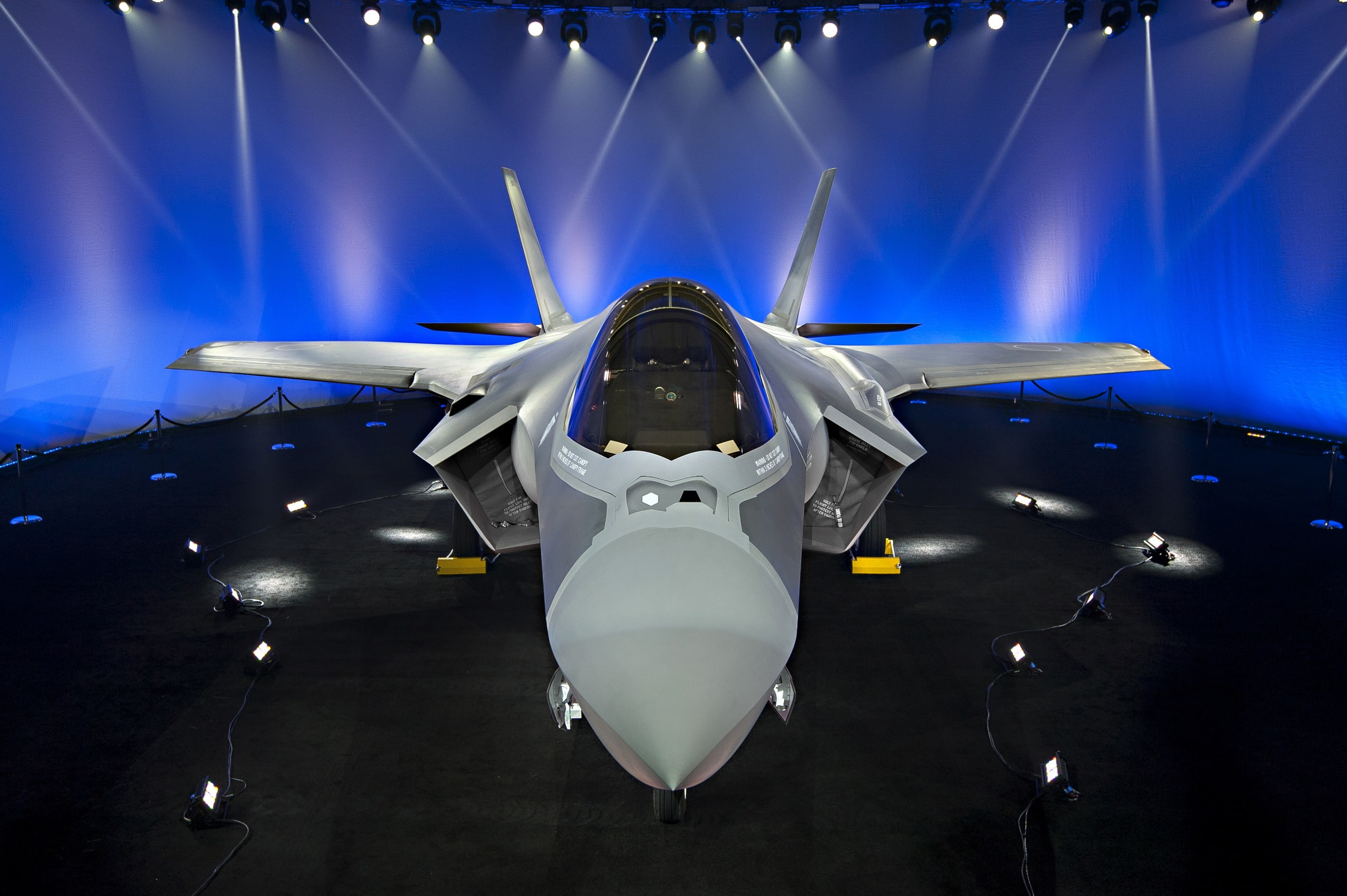 air force, mode of transportation, airplane, no people, airport, technology, military, fighter plane, front view, illuminated, aircraft, cockpit, single object, HD Wallpaper