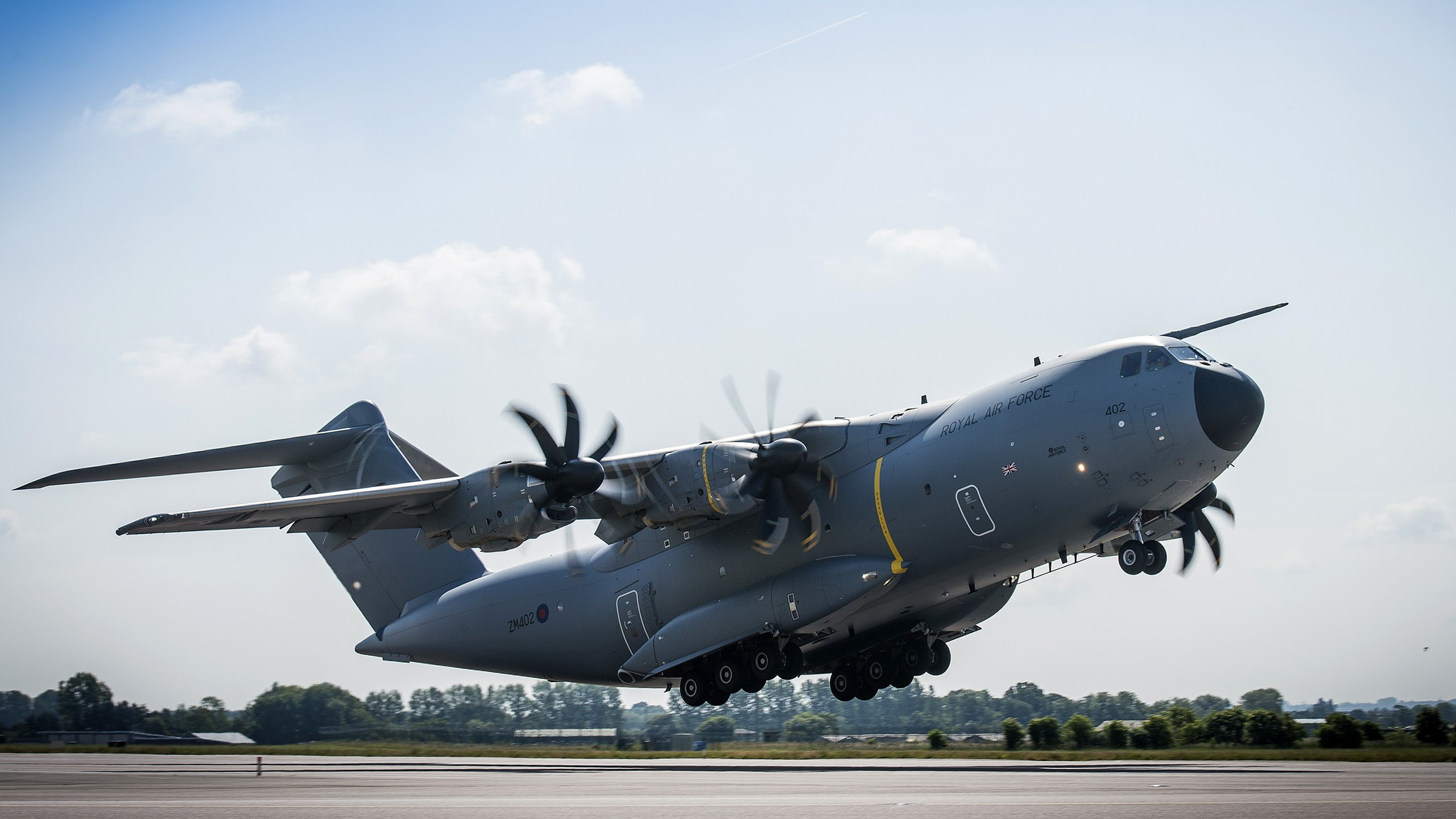 transportation, off, aerospace industry, aircraft, aggression, day, cloud - sky, Military Aircraft, military, sky, flying, mid-air, Runway, air vehicle, HD Wallpaper
