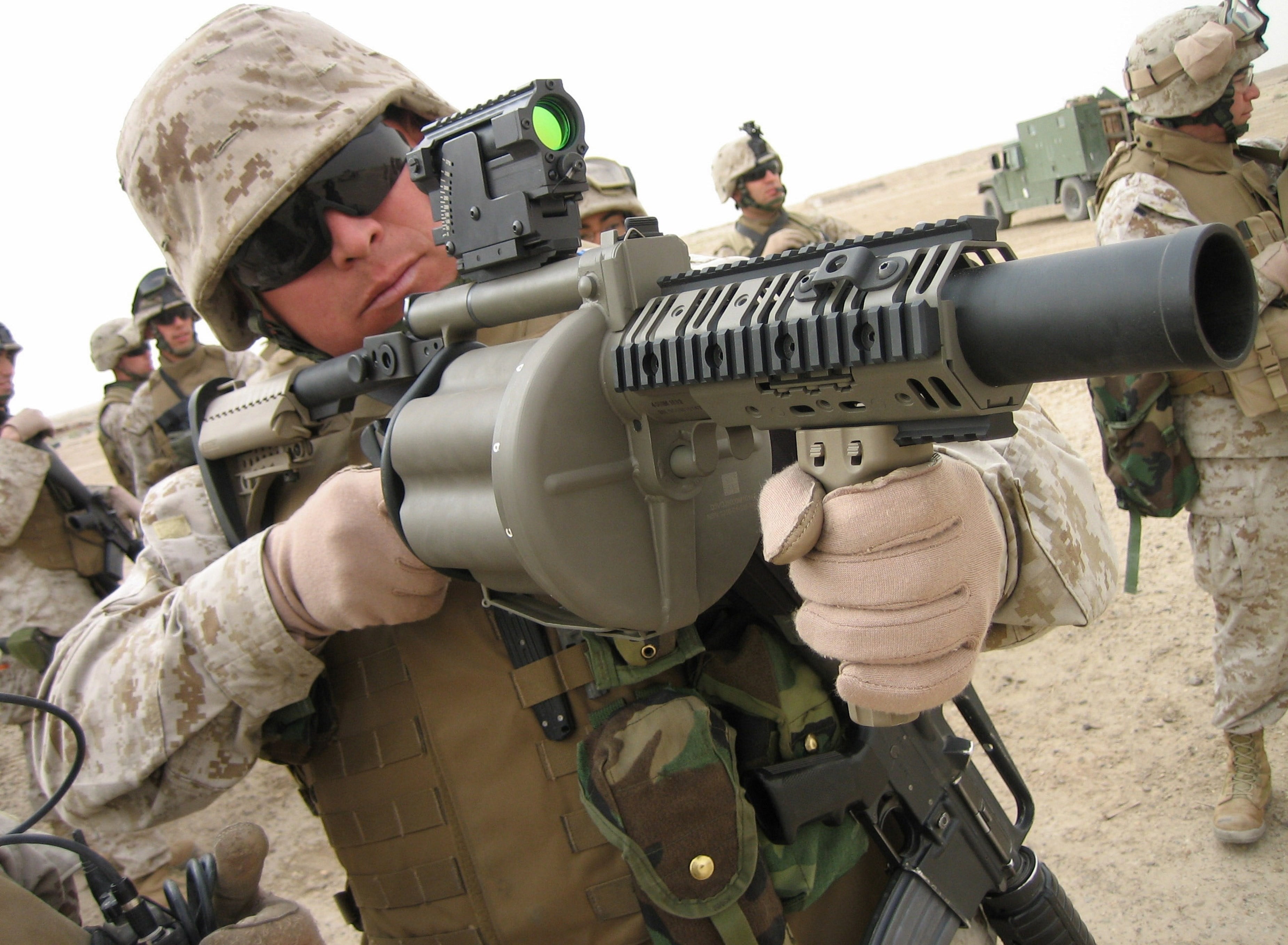 uniforms, knife, pistol, camouflage, Milkor SuperSix MGL, training, man, pearls, vehicle, M4A1, Grenade Launcher, rifle, sand, uniform, radio communicator, HD Wallpaper
