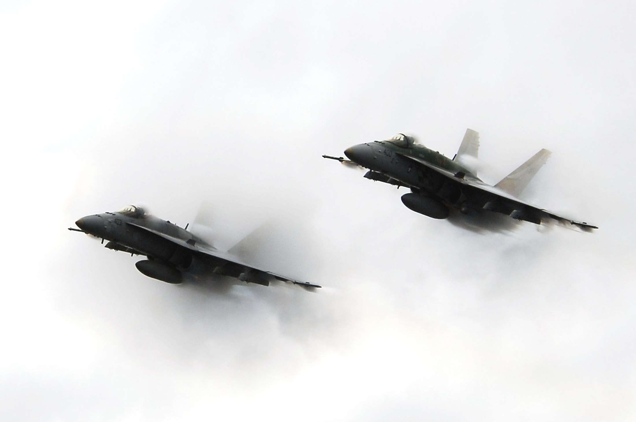 outdoors, aggression, no people, sound barrier, 1080P, military airplane, mid-air, plane, flight, motion, nature, fighter, on the move, aviation, sonic boom, HD Wallpaper