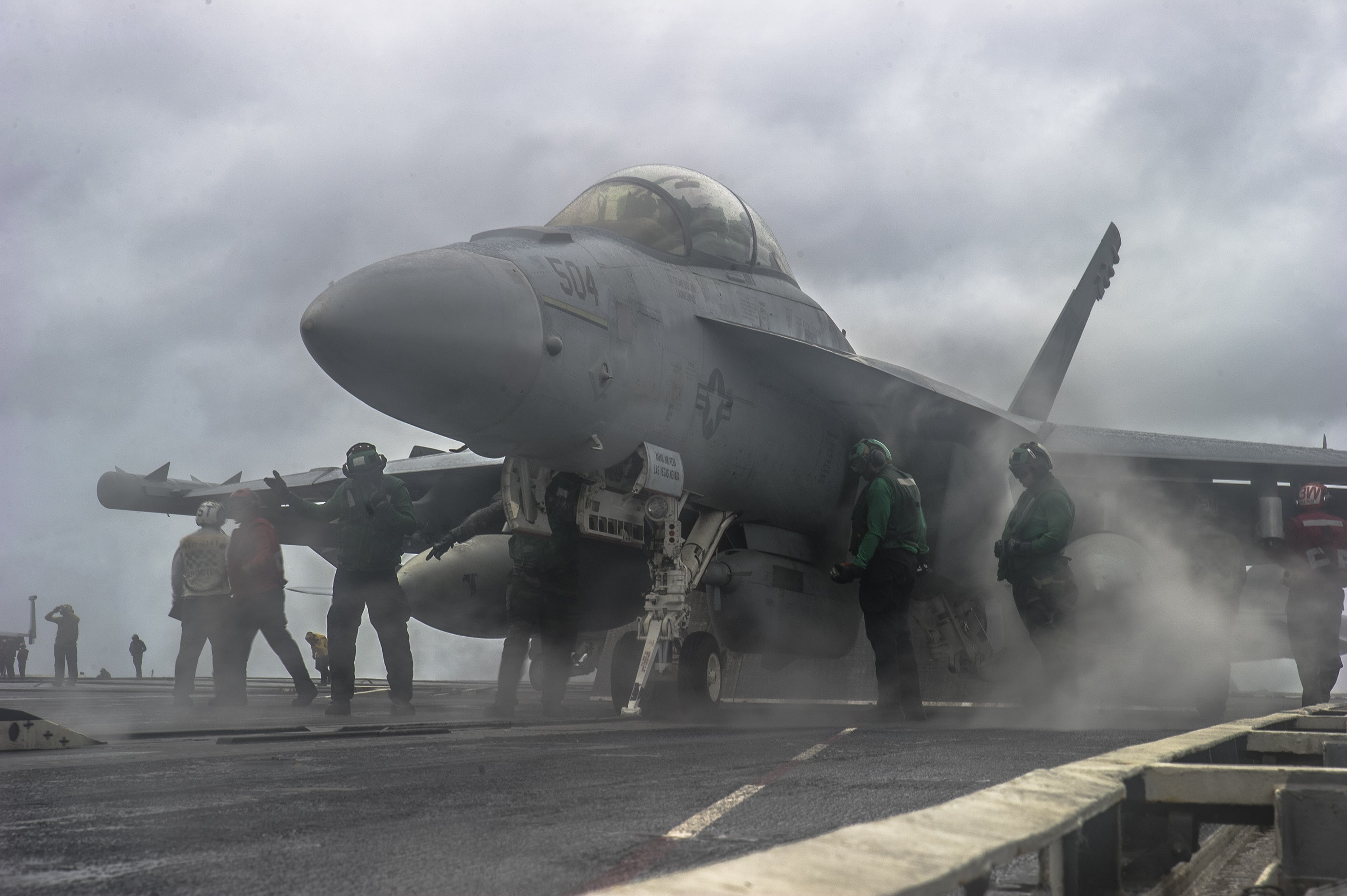 McDonnell Douglas FA-18 Hornet, aircraft carrier, military aircraft, Boeing EA-18G Growler, USN VAQ-140 504 Patriots, 2K, HD Wallpaper
