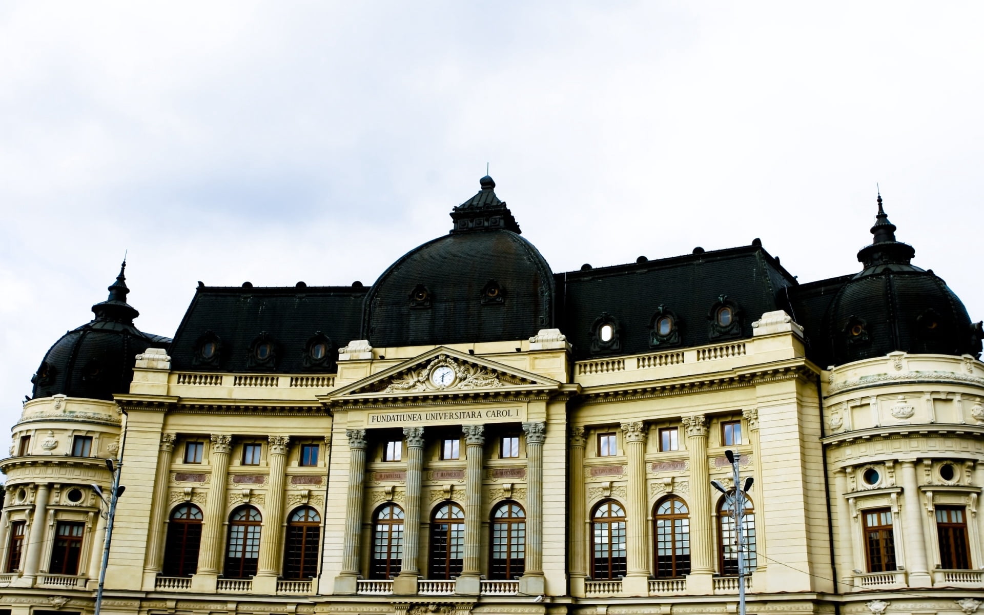 dome, famous Place, city, black, concrete, day, sky, window, spire, travel destinations, palace, old, no People, building Exterior, royal house, blue, history, HD Wallpaper