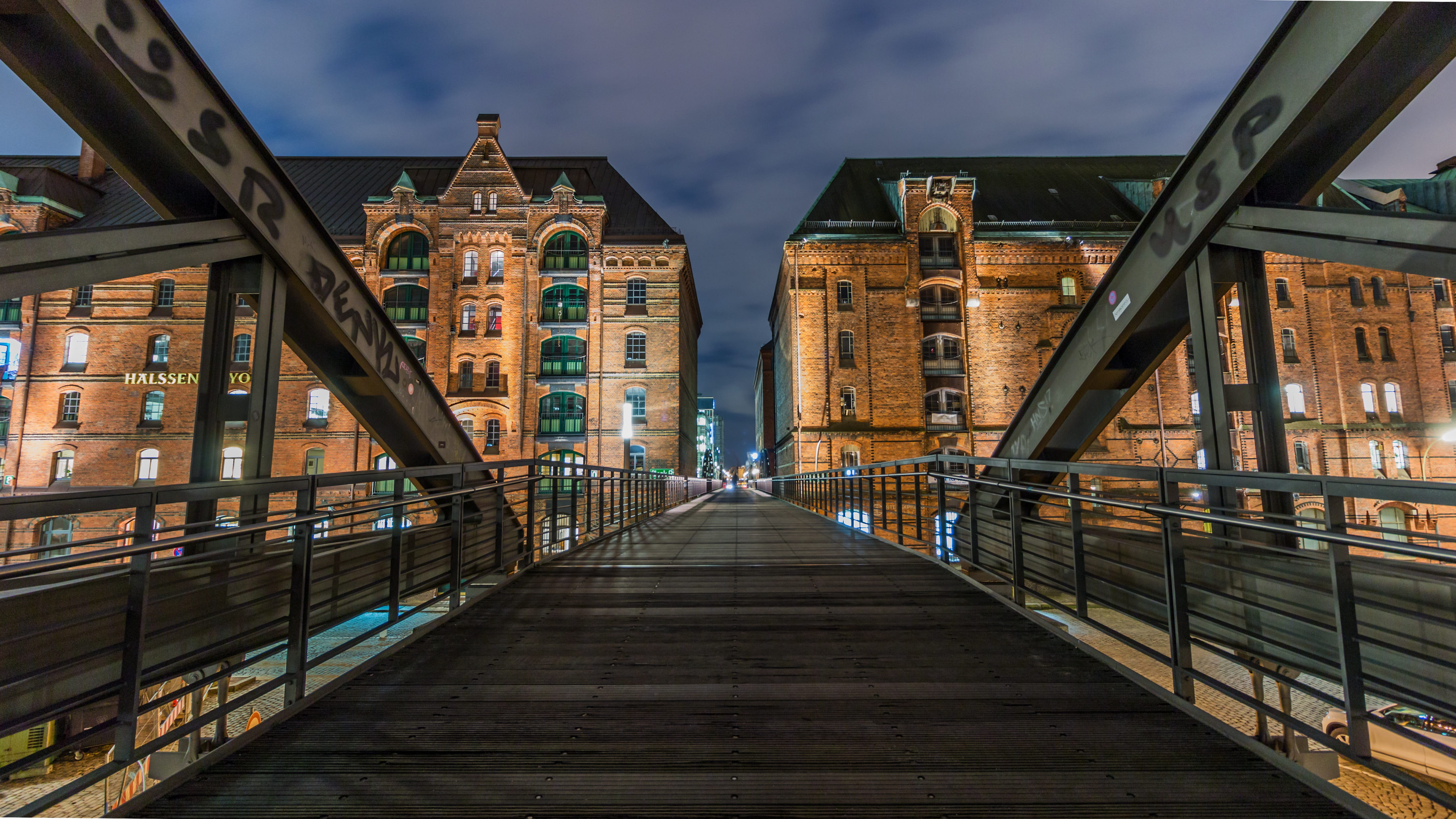 diminishing perspective, bridge, outdoors, railing, connection, travel destinations, panorama, high, 5K, road, building, rise, no people, direction, bridge - man made structure, HD Wallpaper