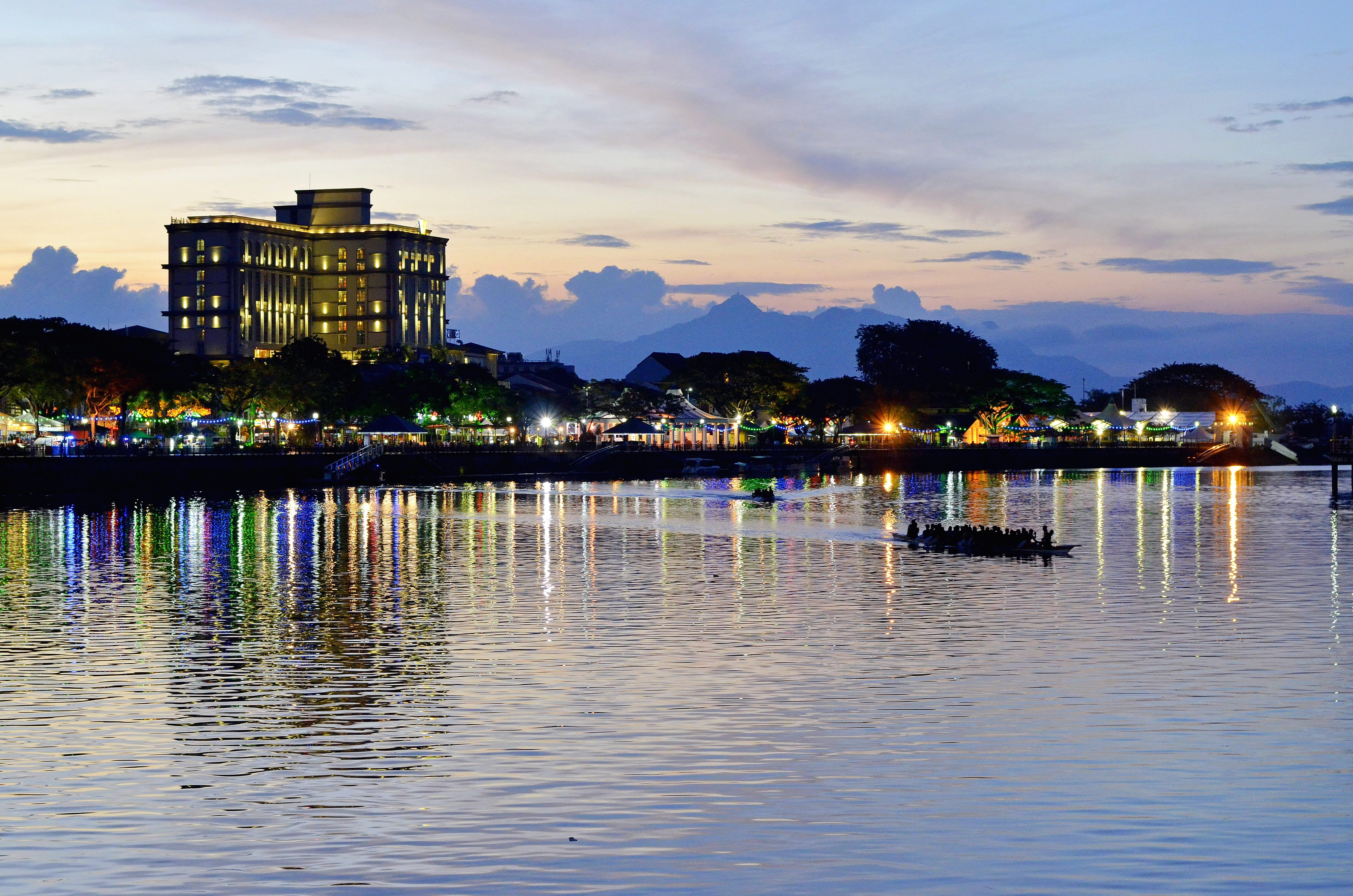 evening, borneo, plant, water, tropical, cloud - sky, tree, boat, waterfront, outdoors, building, malaysia, hotel, clouds, island, travel, coastline, 4K, HD Wallpaper