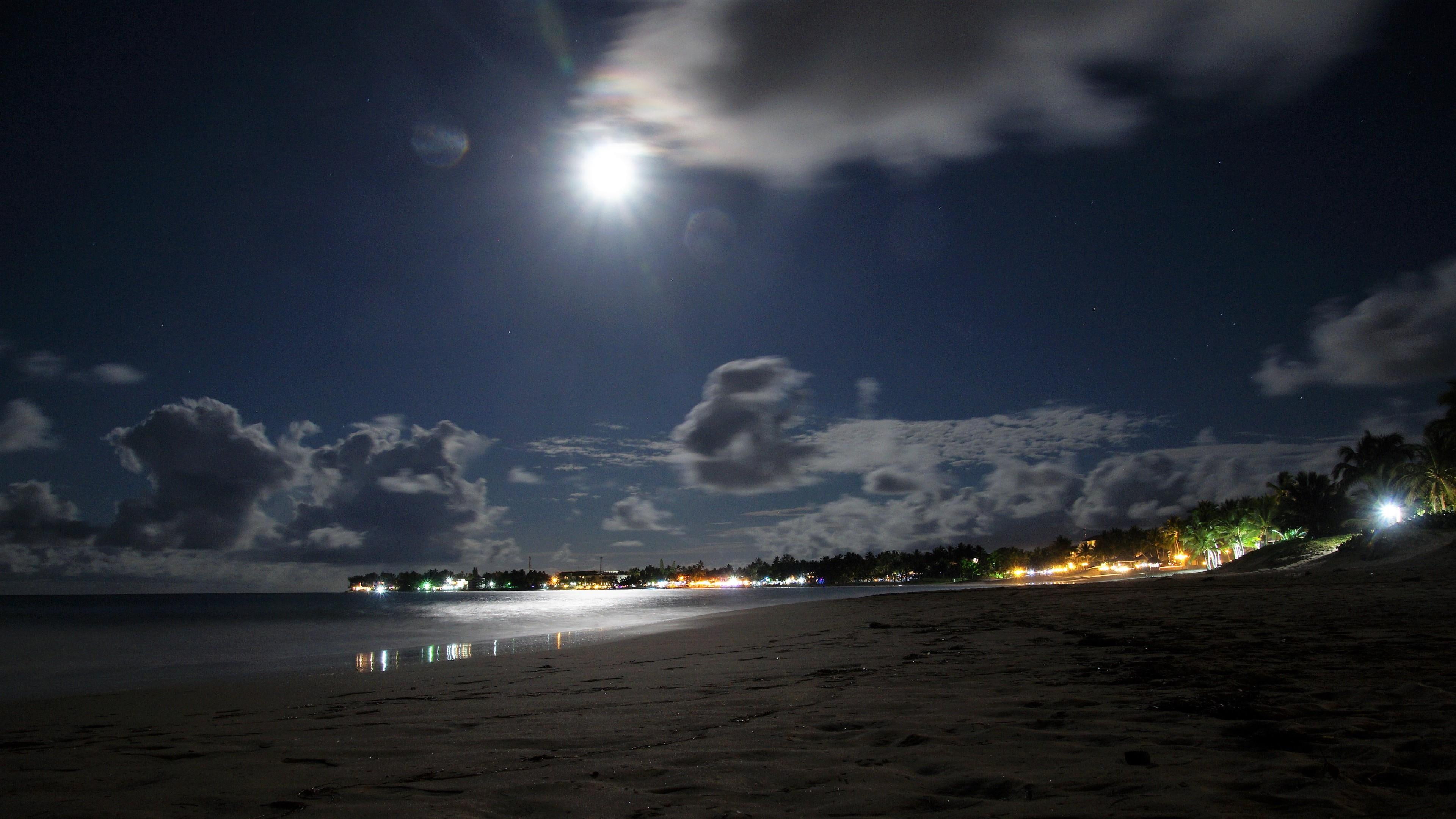 night lights, shore, night, 4K, amazing, beach, dominican republic, stunning, moon, full moon, scenery, HD Wallpaper