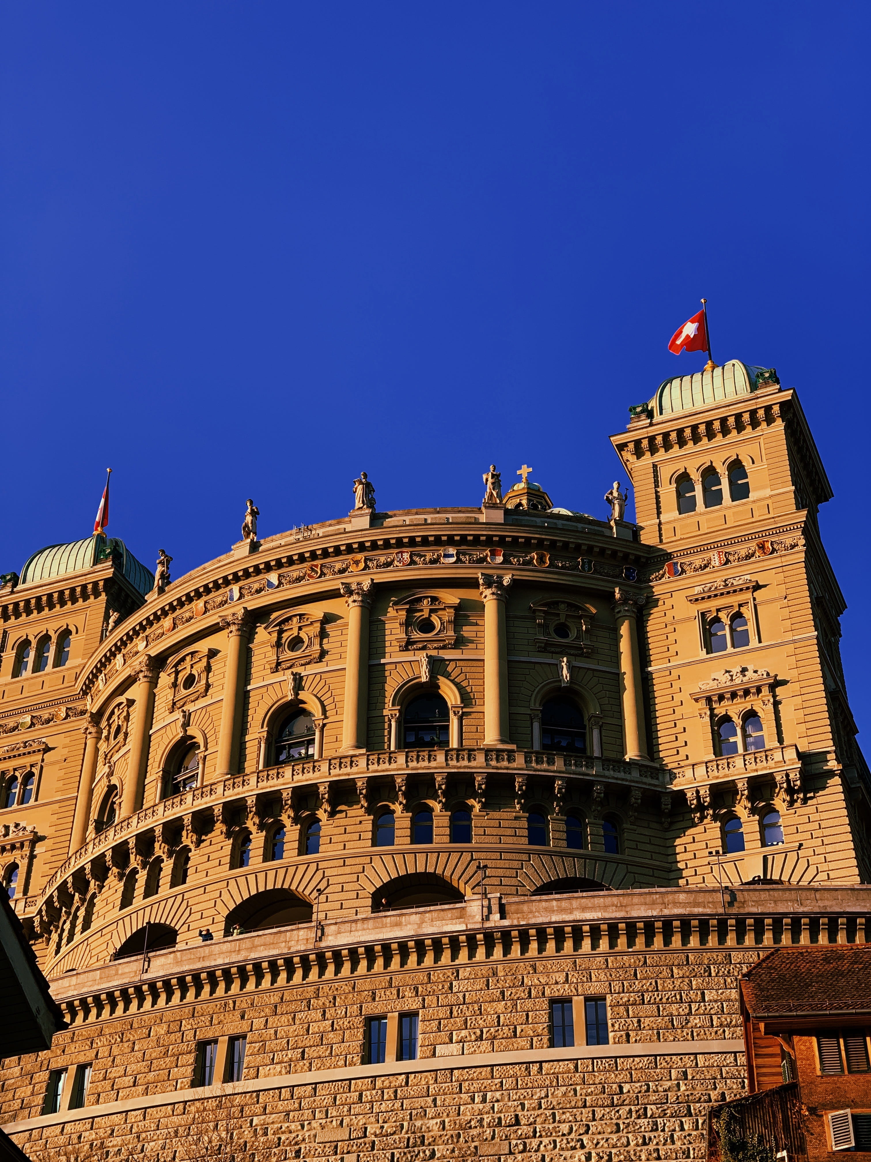 confederation, travel destinations, 4K, tourism, switzerland, demokratie, aare, history, bundeshaus, sunset, historic center, clear sky, federal council, Phone HD Wallpaper