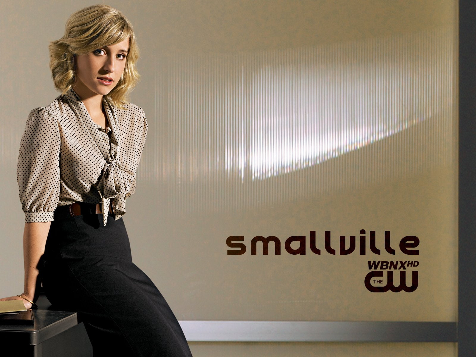 smallville, superhero, 1smallville, adventure, romance, superman, 720P, series, drama, dc-comics, d-c, HD Wallpaper