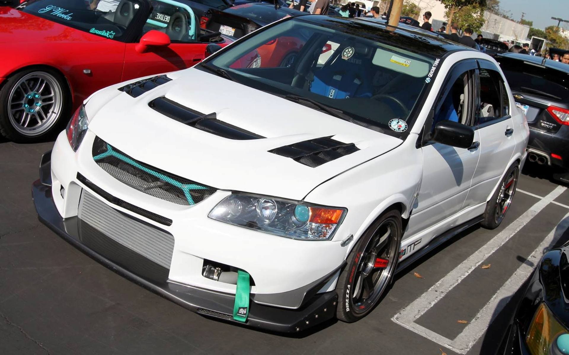 white cars, street, in a row, architecture, JDM, people, retail, Mitsubishi Lancer Evolution IX, vehicle, mode of transportation, Mitsubishi Lancer, motor vehicle, HD Wallpaper