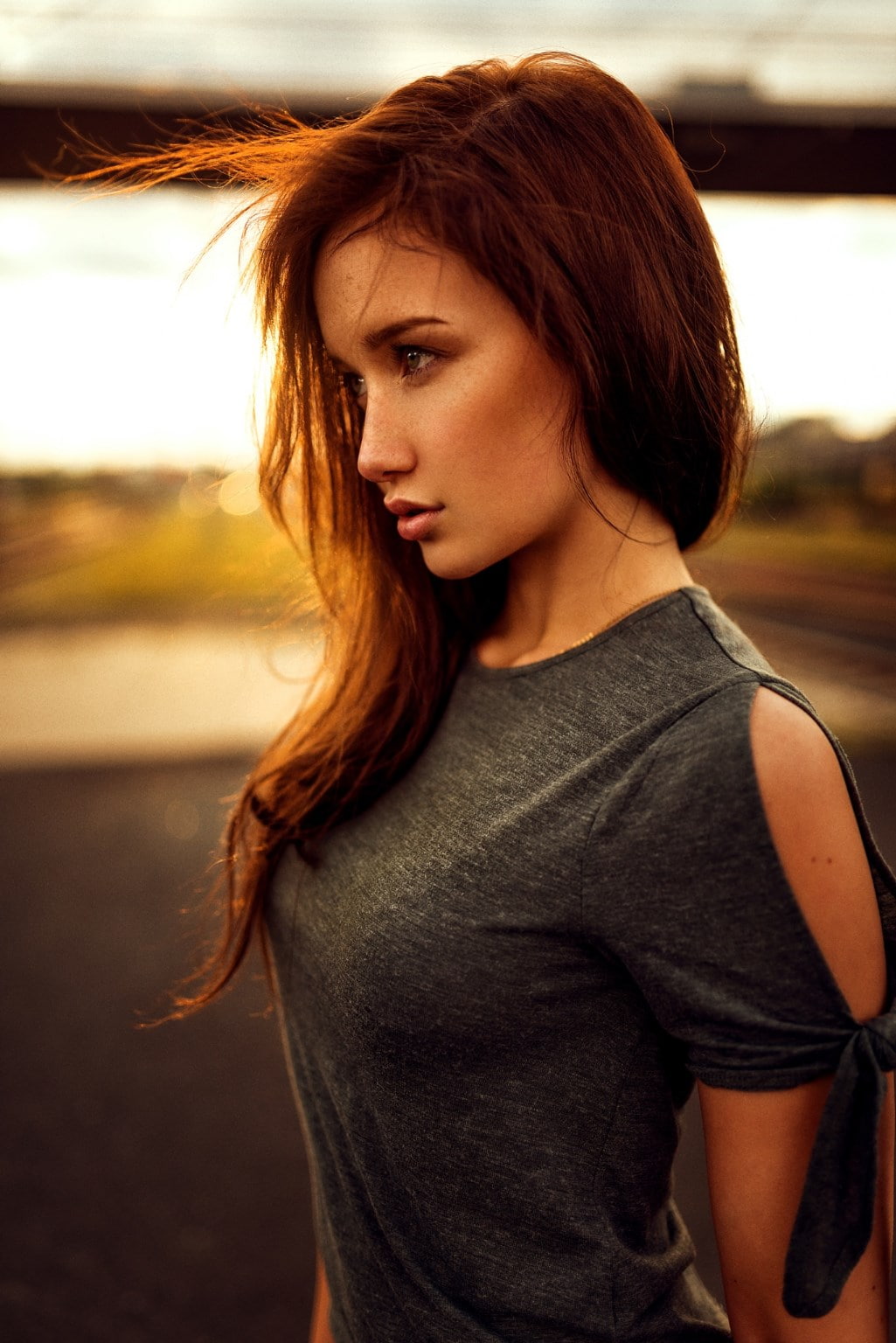 brown hair, hairstyle, long hair, young adult, face, fashion, one person, beautiful people, young women, model, human hair, beauty, adult, redhead, hair, Phone HD Wallpaper