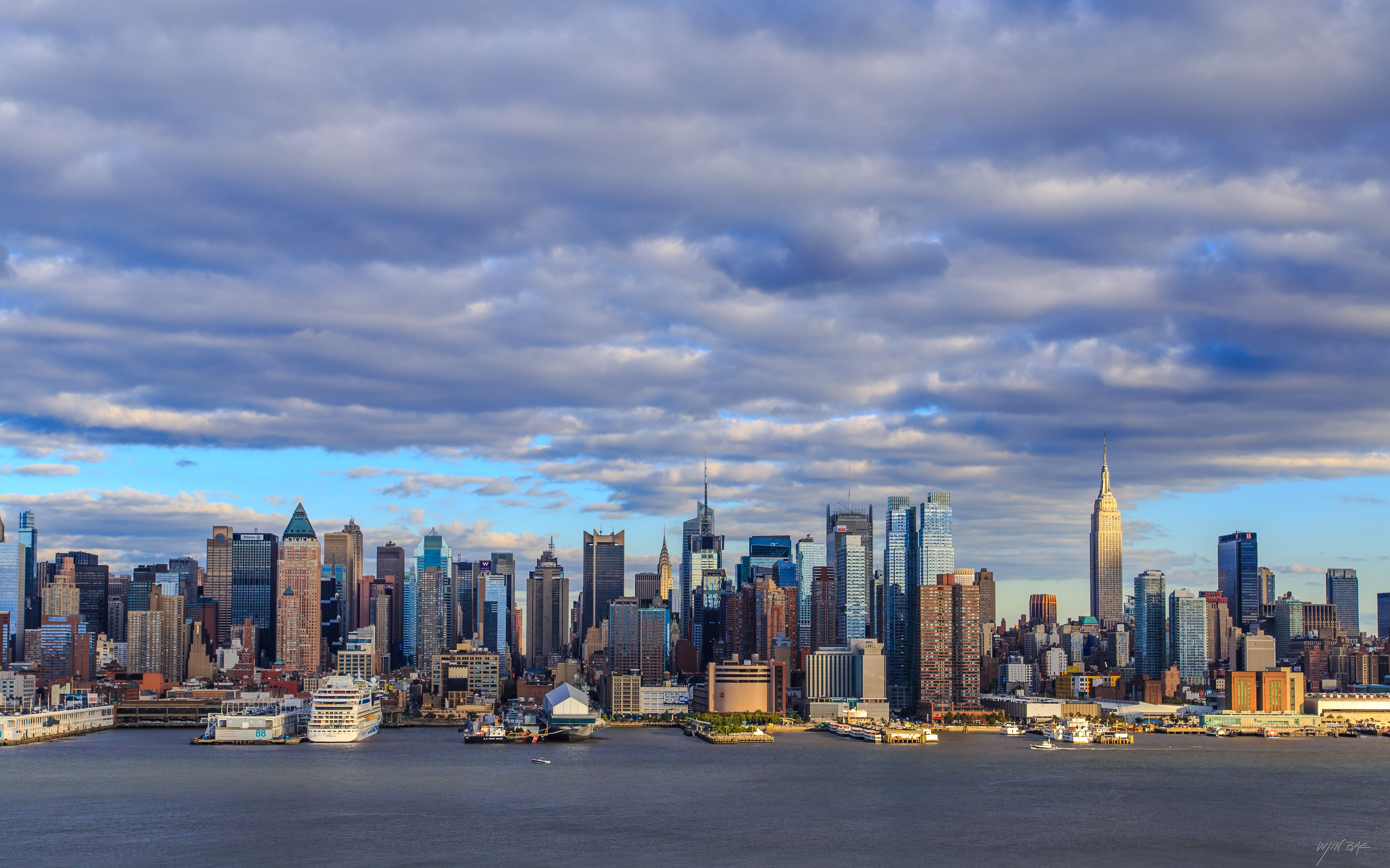 sky, no people, tall - high, spire, 5K, skyline, outdoors, cityscape, water, urban skyline, architecture, office, newyork, modern, landscape, office building exterior, HD Wallpaper