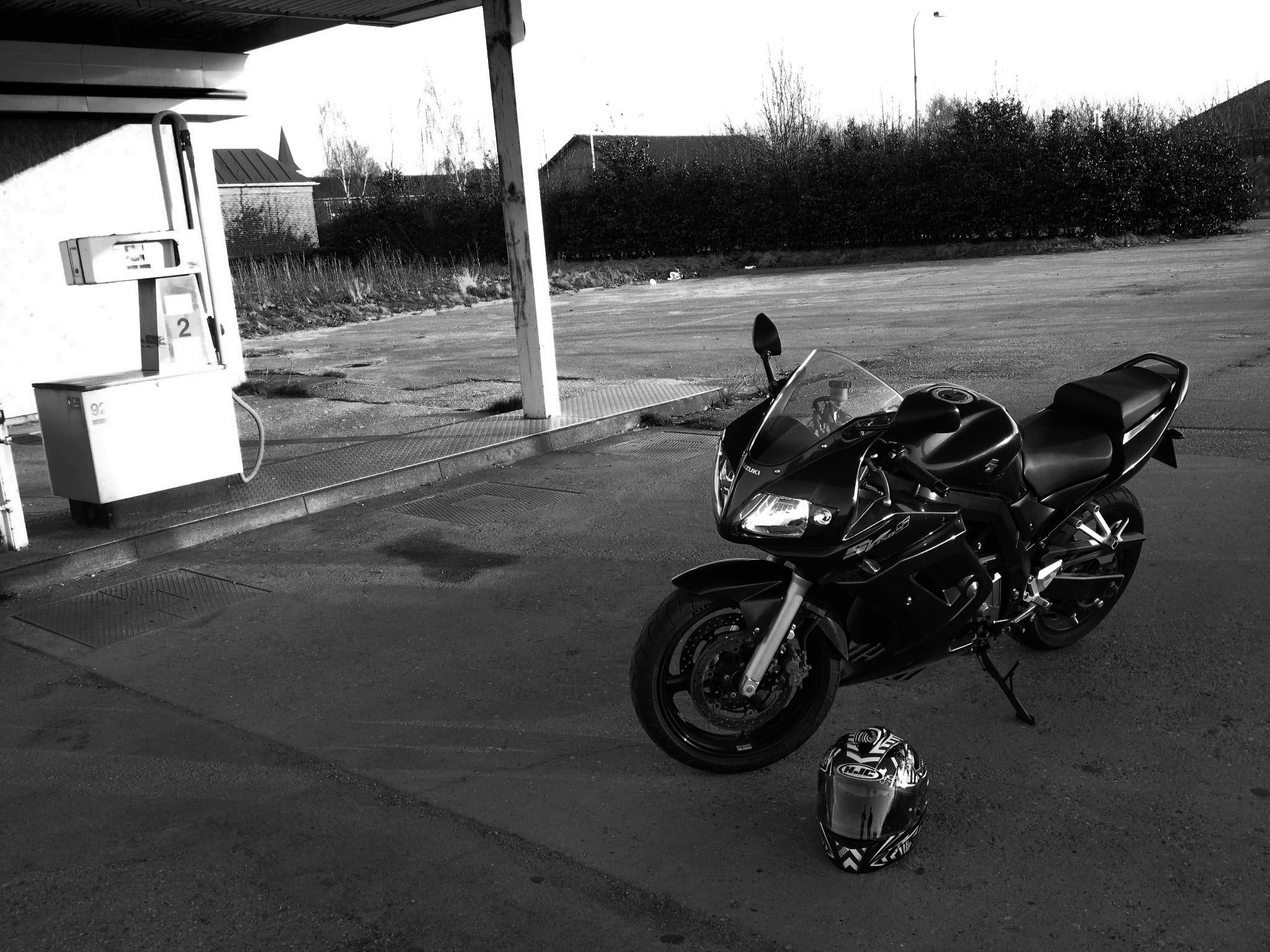 city, parking, outdoors, black, bike, street, road, travel, Suzuki, sunlight, day, stationary, motorcycle, land vehicle, sports, no people, SV 650, footpath, HD Wallpaper