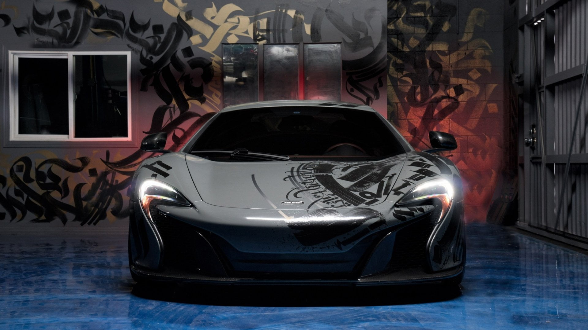 Vehicle, sculpture, table, lighting equipment, mode of transportation, 1080P, McLaren 650S, no people, pattern, Silver Car, absence, representation, animal representation, HD Wallpaper