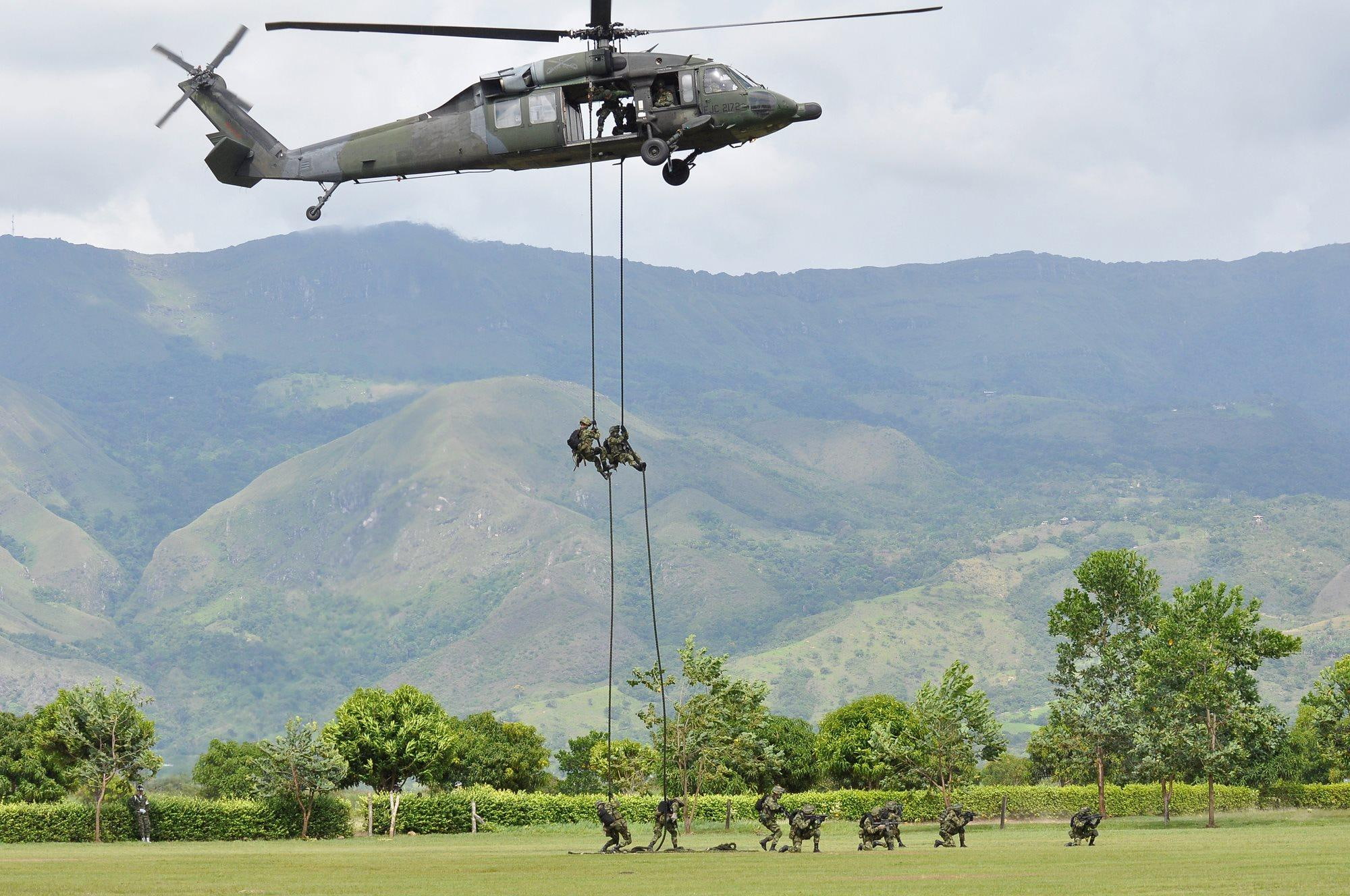 aircraft planes, guerra, helicopter, armada, air, colombiana, technique, drop, 1080P, army, colombia, montanas, descendiendo, HD Wallpaper