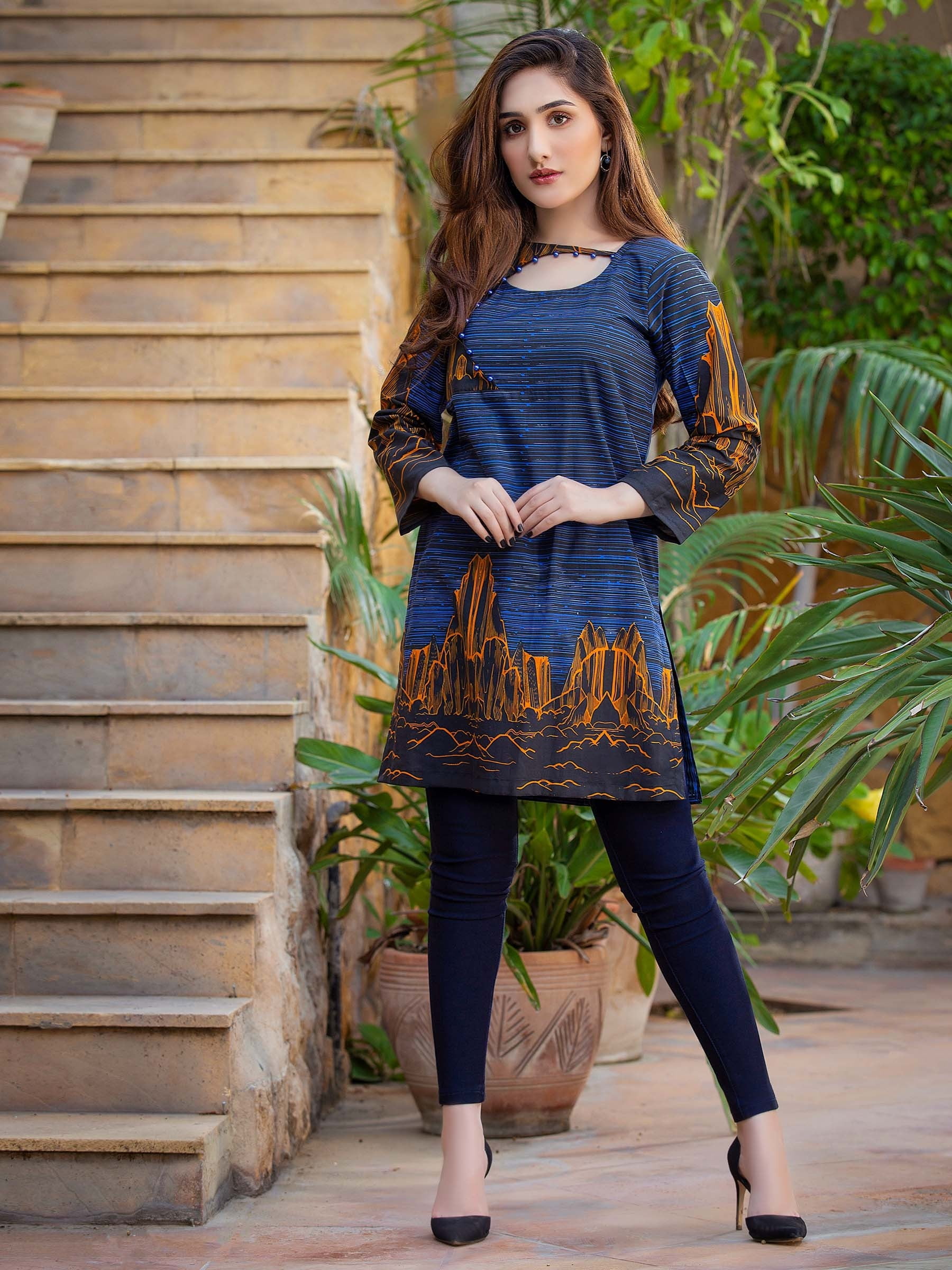 1080P, Pakistan, model, fashion, traditional clothing, Pakistani, Phone HD Wallpaper