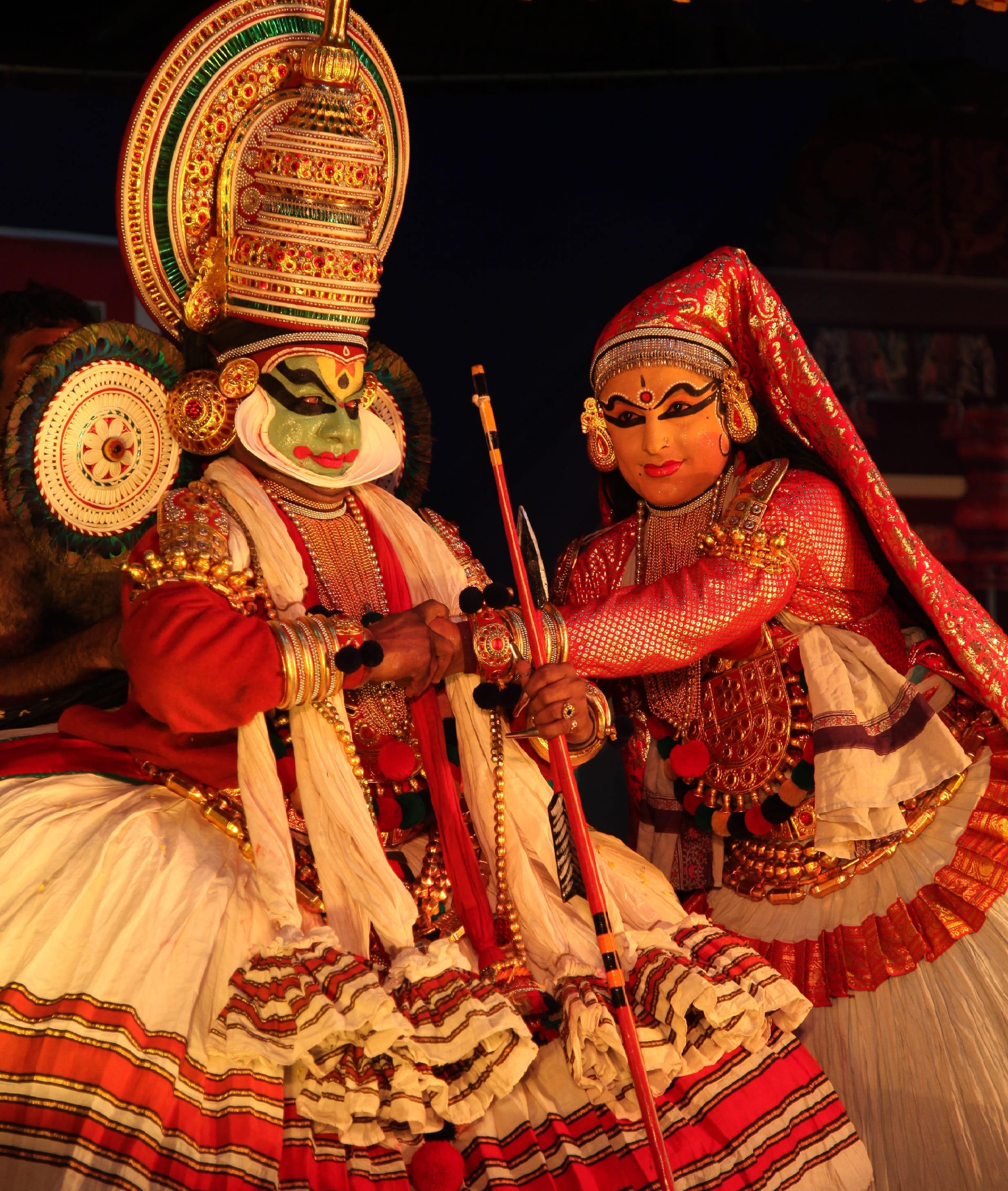 performing, one person, tradition, creativity, human representation, religion, kerala, indian, woman, wegging, real people, leisure activity, traditional clothing, Phone HD Wallpaper