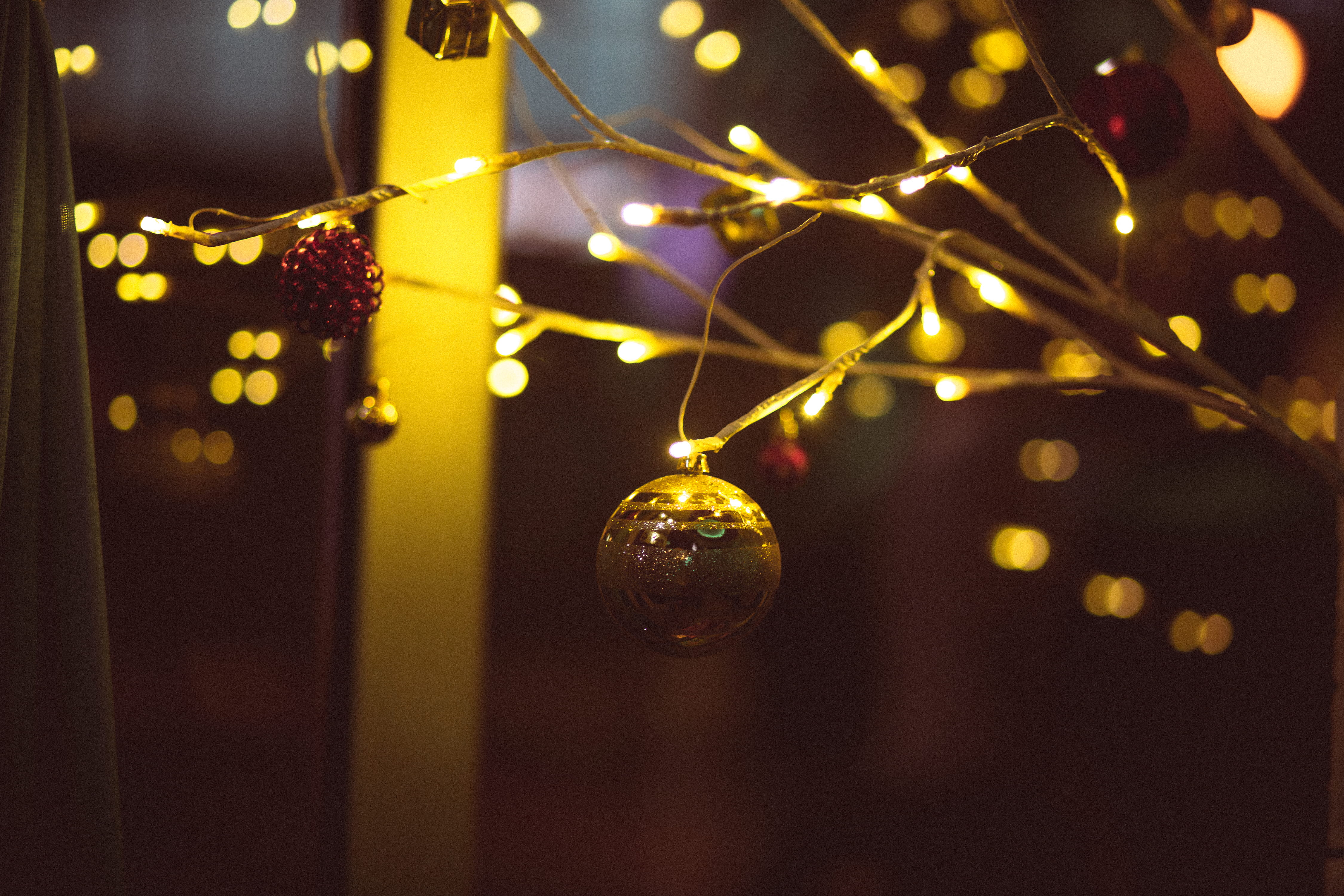 4K, illuminated, celebration, accessories, ornament, light bulb, christmas decoration, christmas ornament, lighting, canon, no people, nightlife, glitter, HD Wallpaper
