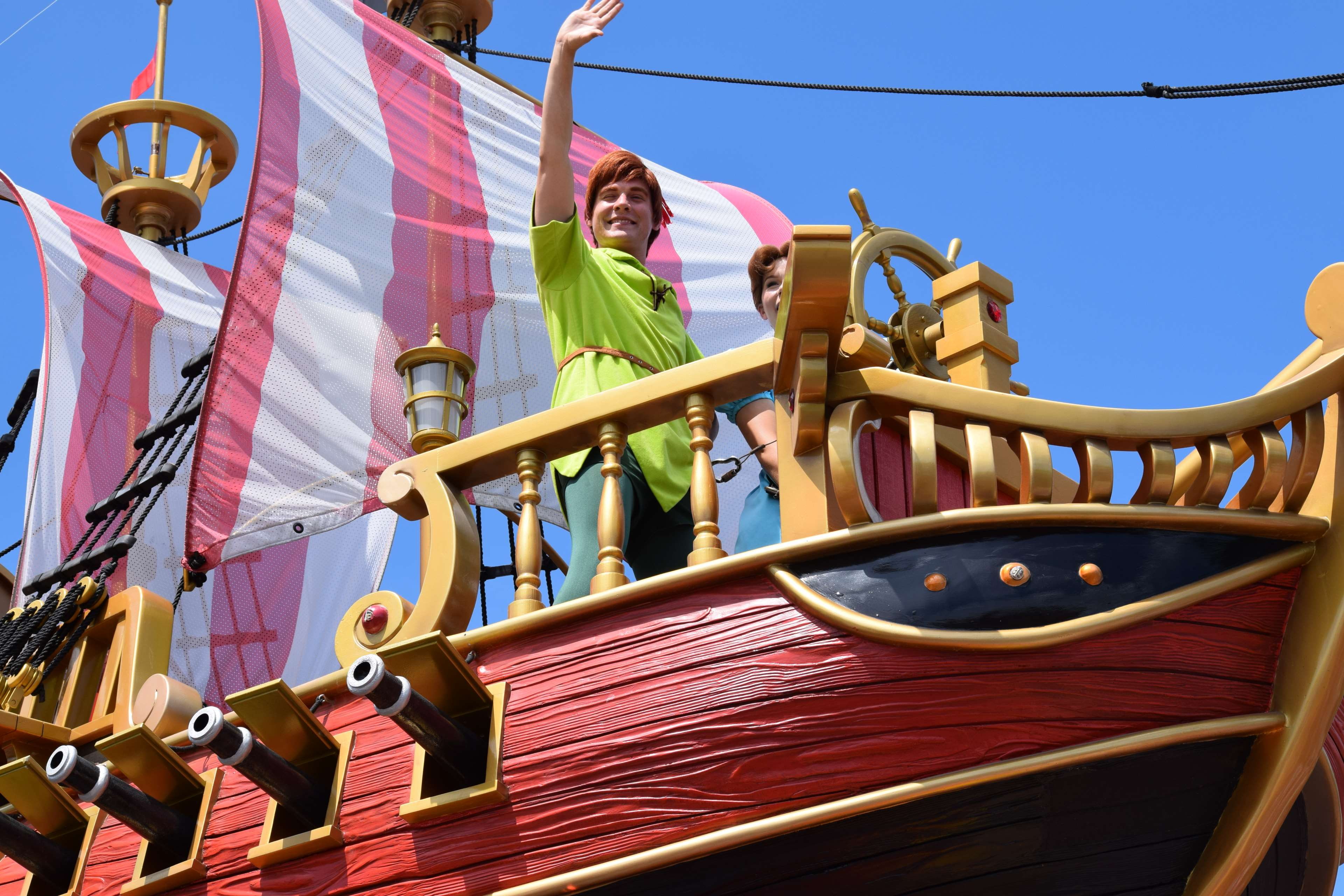 childhood, low angle view, leisure activity, amusement park ride, sky, excitement, group of people, men, peter pan, clear sky, 4K, positive emotion, women, HD Wallpaper
