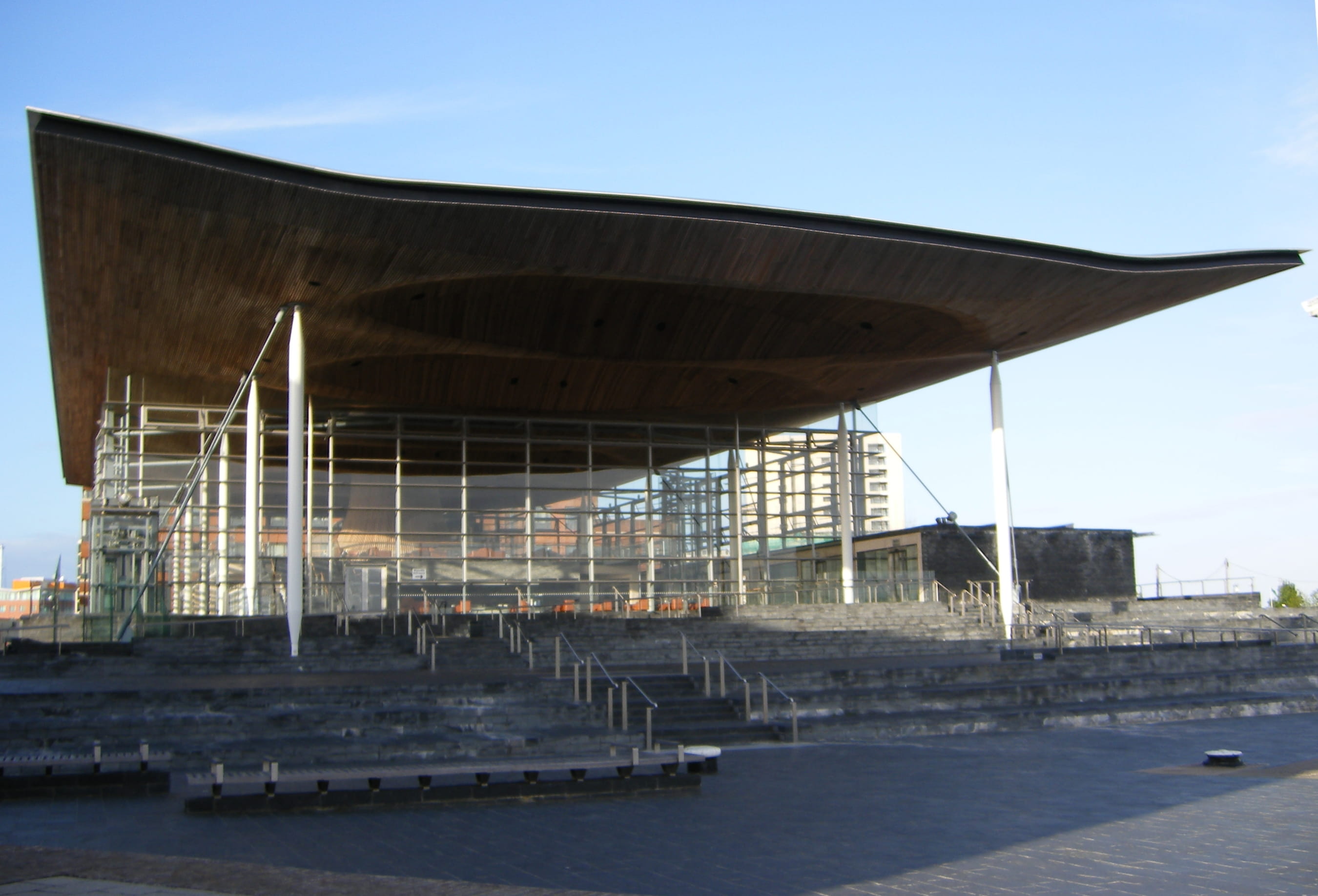 building, "great britain", architecture, outdoors, government, water, Senedd, cardiff, industry, sea, no people, built structure, transportation, nautical vessel, HD Wallpaper