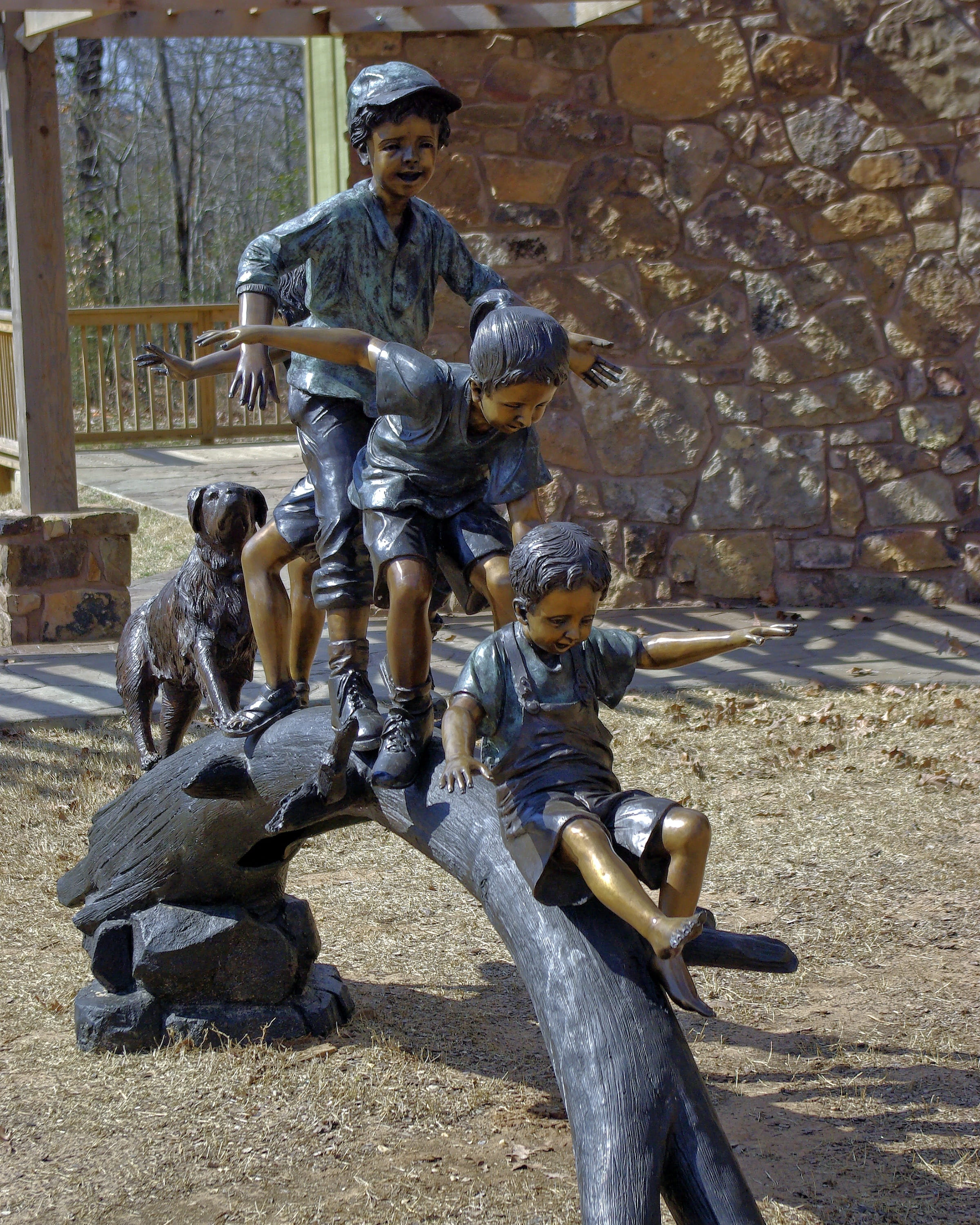 arkansas, outdoors, male likeness, kids playing on log, center, metal, children, fort smith, architecture, uniform, human representation, military uniform, Phone HD Wallpaper